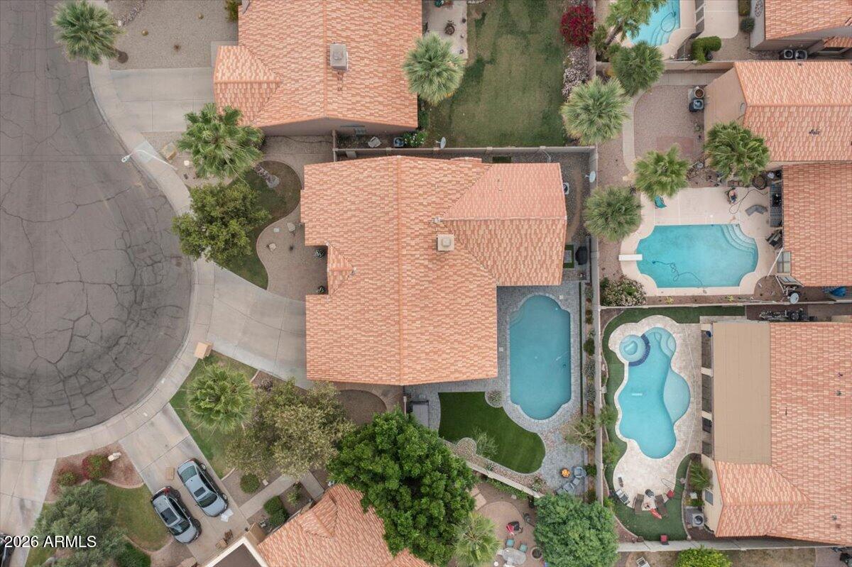 3910 E HIDDENVIEW Drive