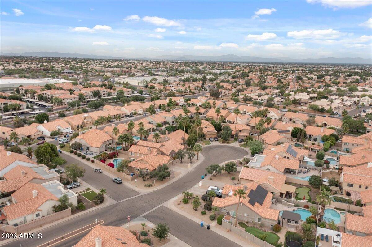 3910 E HIDDENVIEW Drive