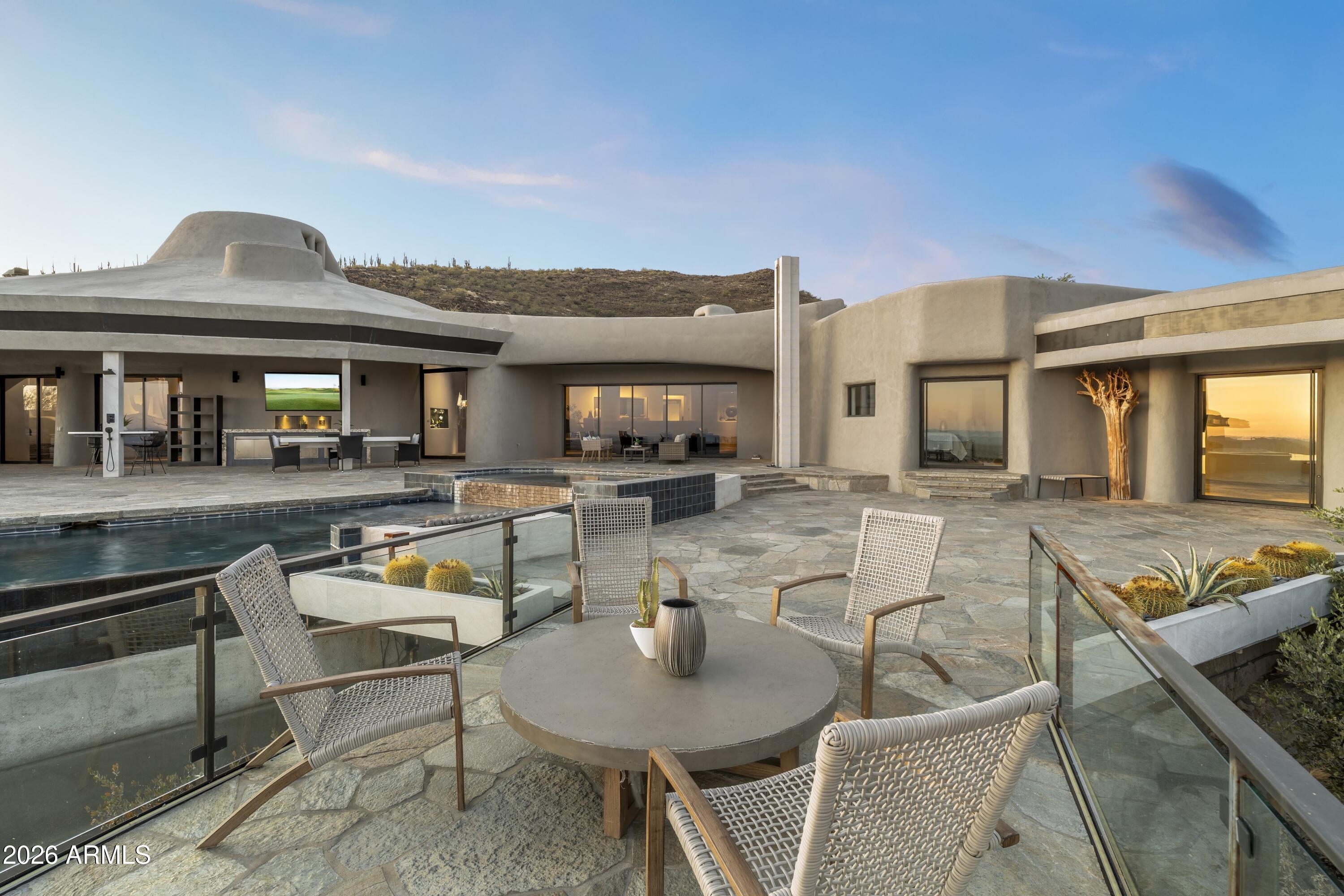 39029 N ALISTER MCKENZIE Drive