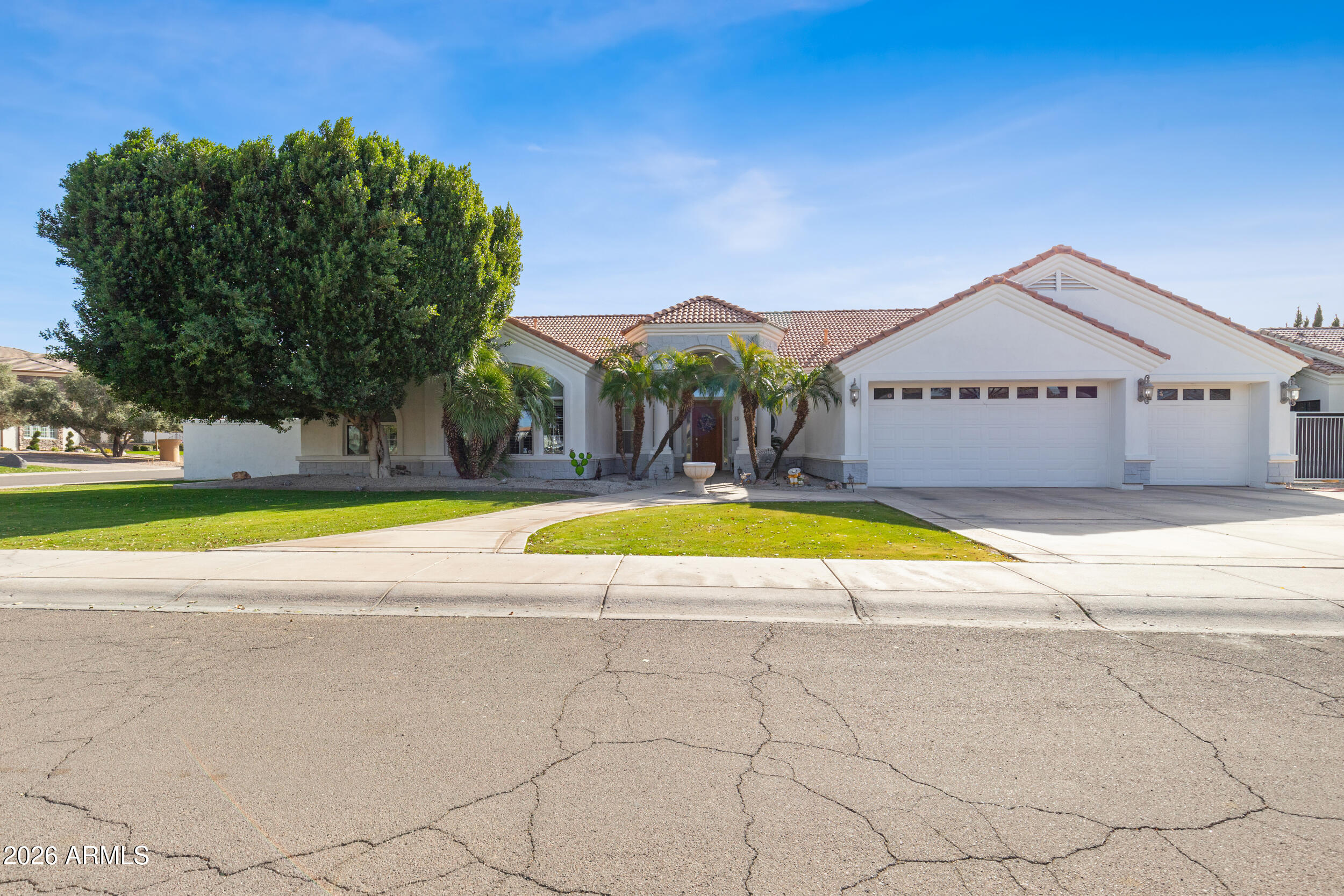 4575 E ENCINAS Avenue