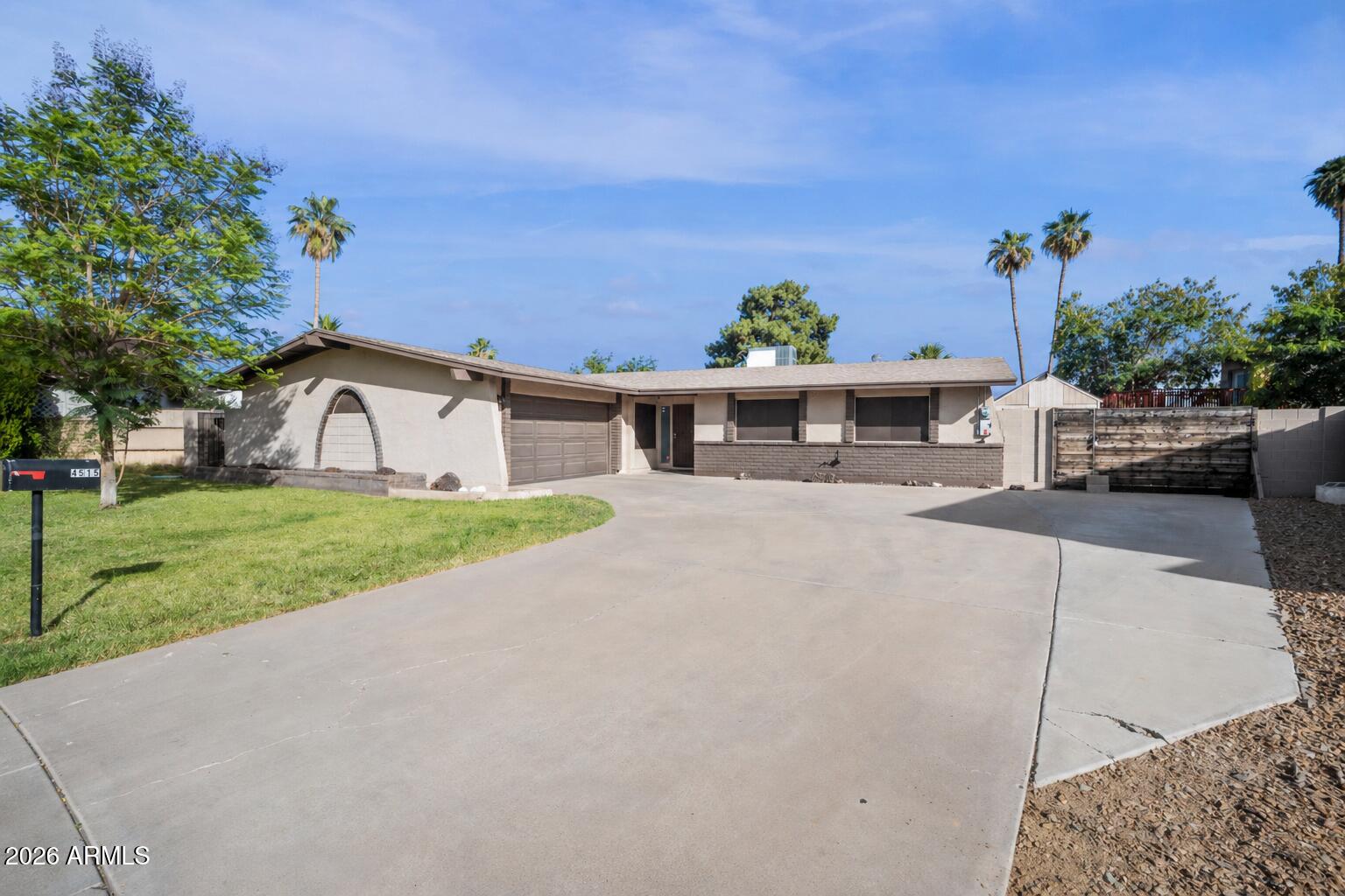 4515 W SHAW BUTTE Drive