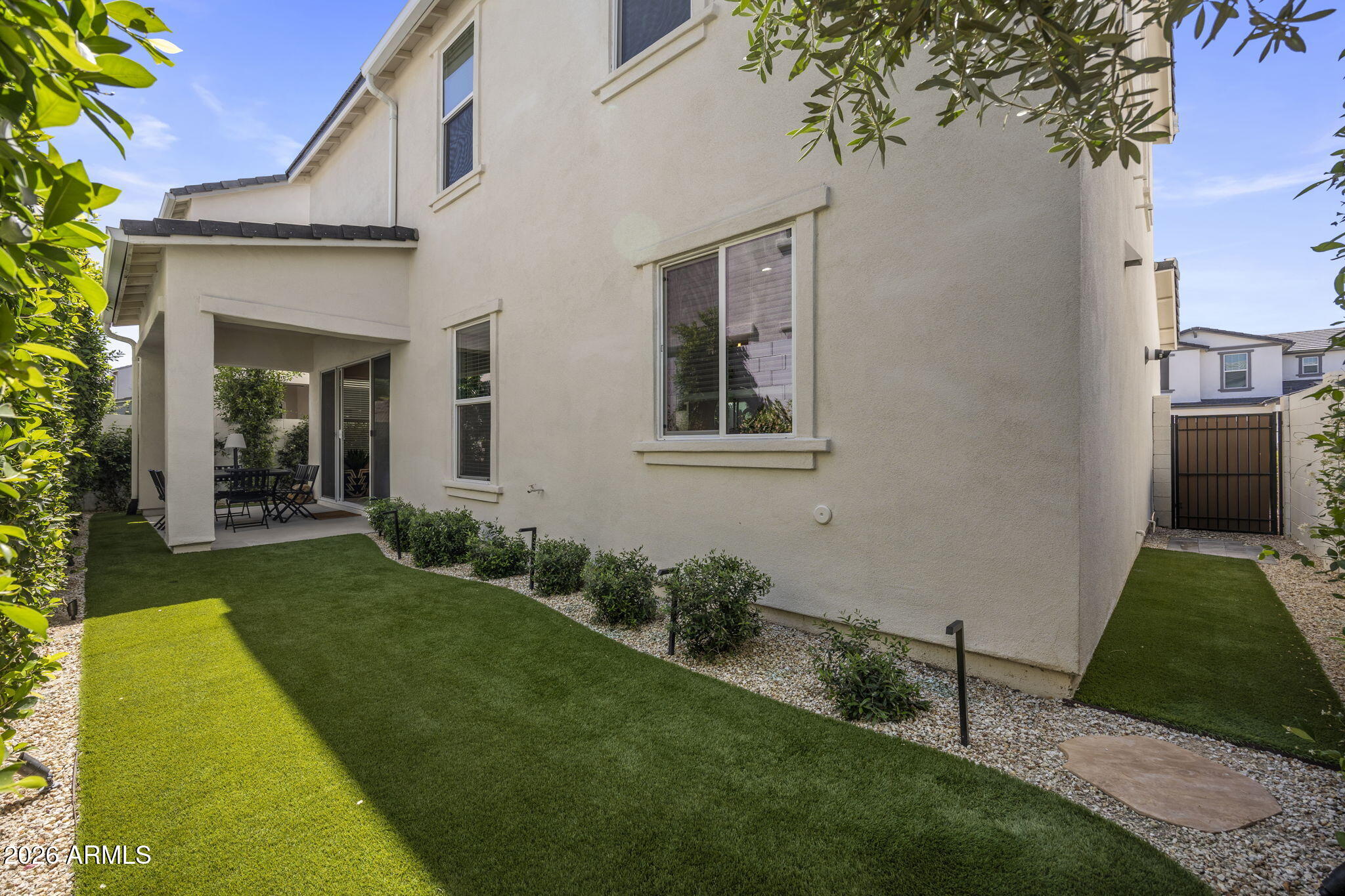 4852 E MURIEL Drive