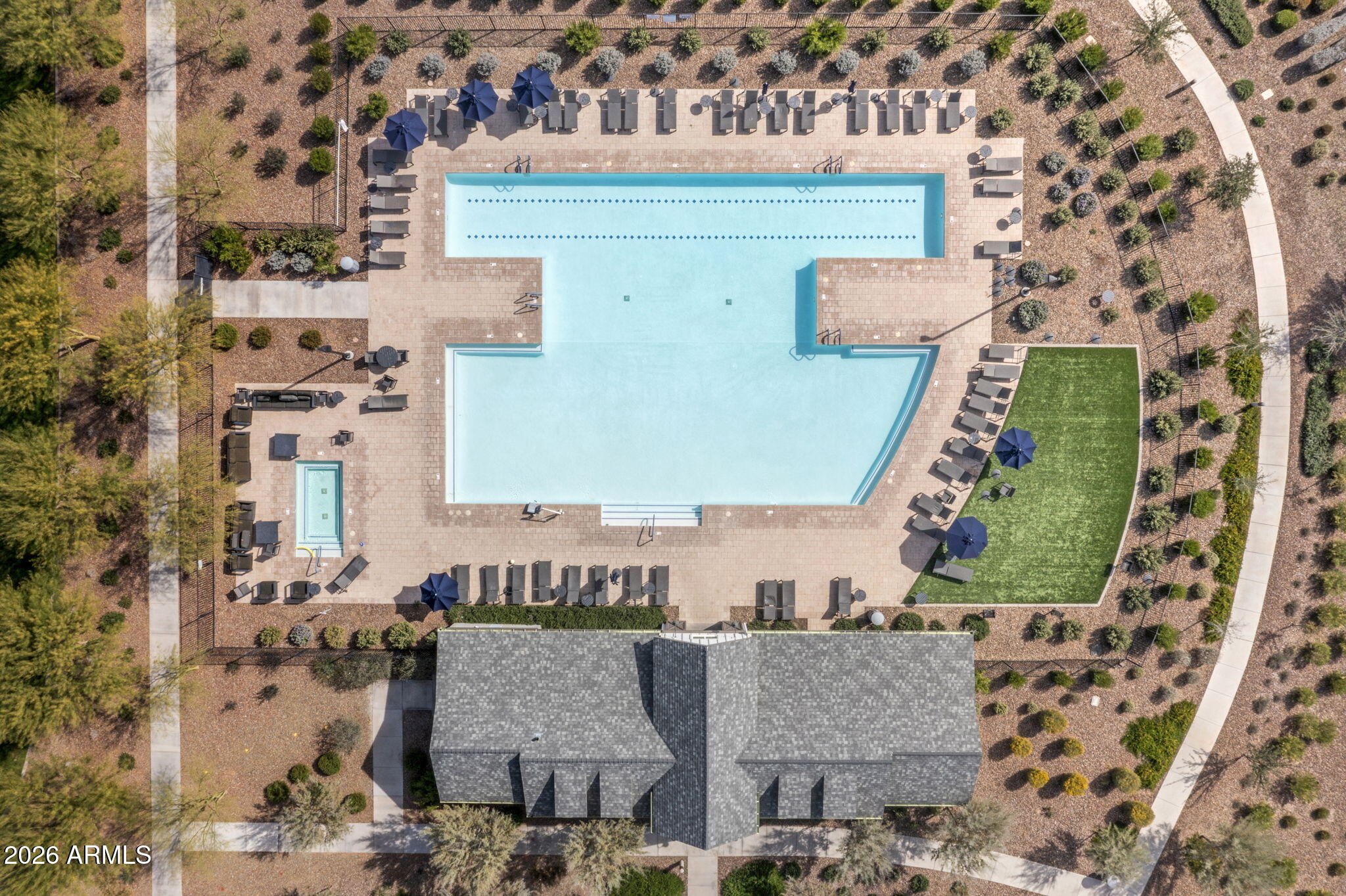 4852 E MURIEL Drive