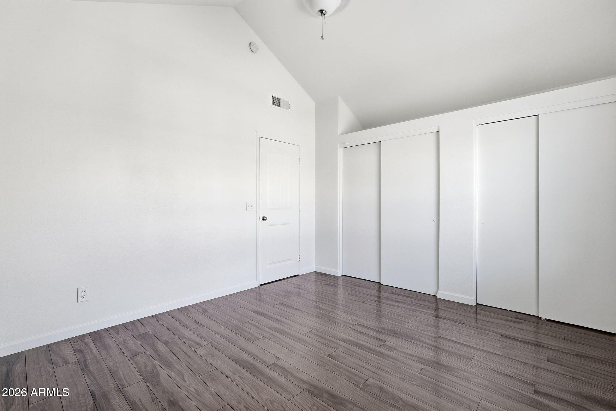 921 W UNIVERSITY Drive 1096