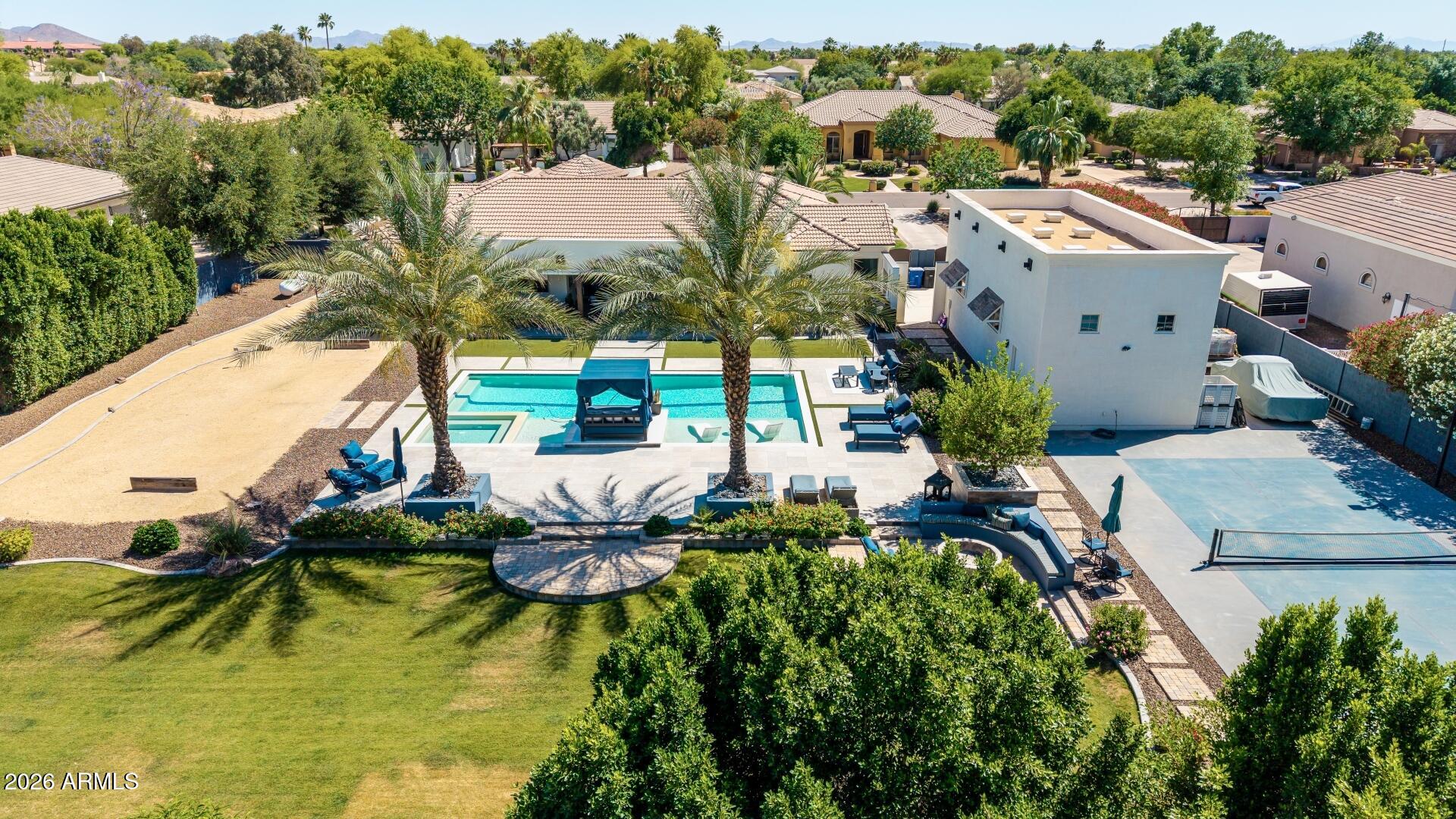 2776 E TAURUS Place