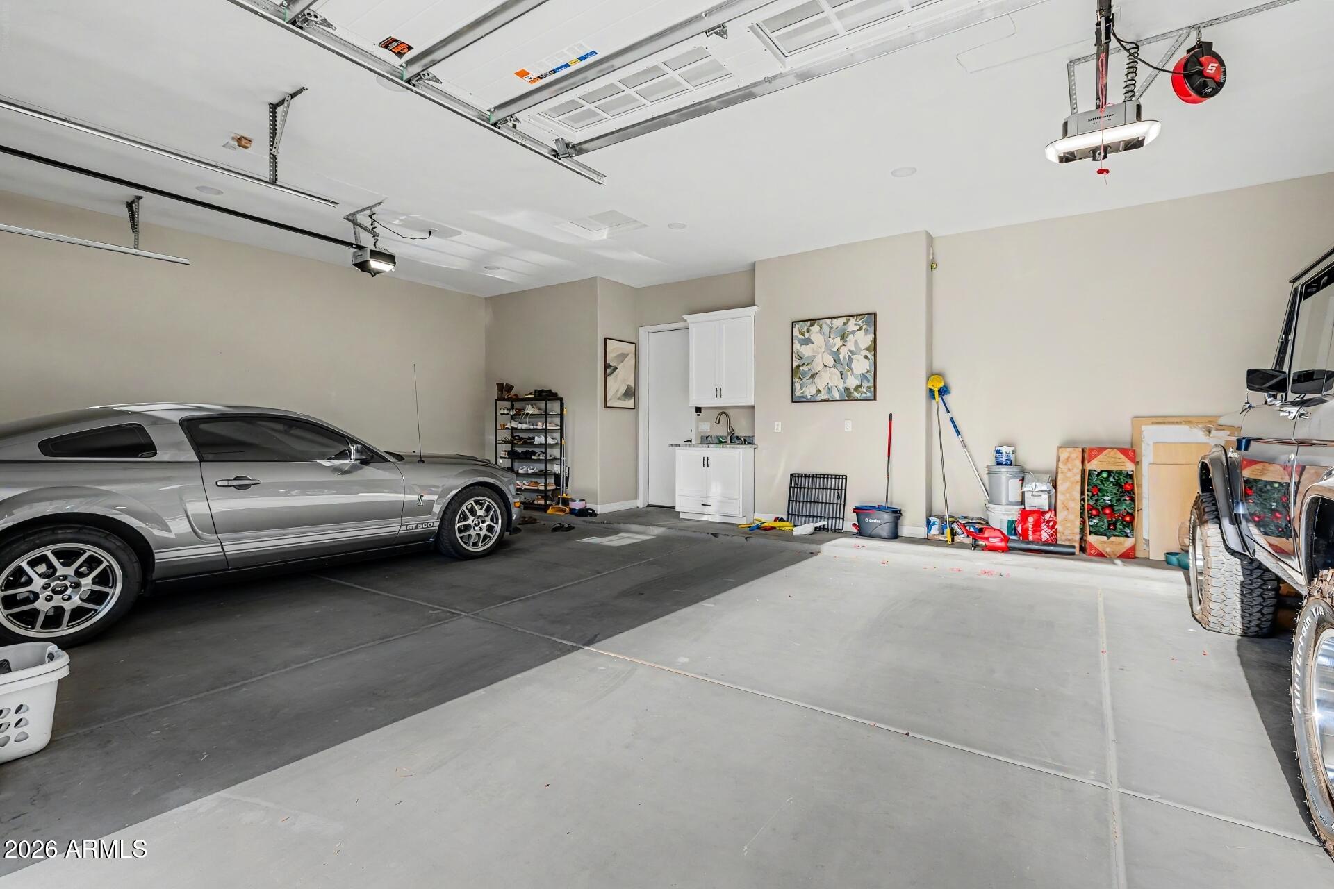 2776 E TAURUS Place