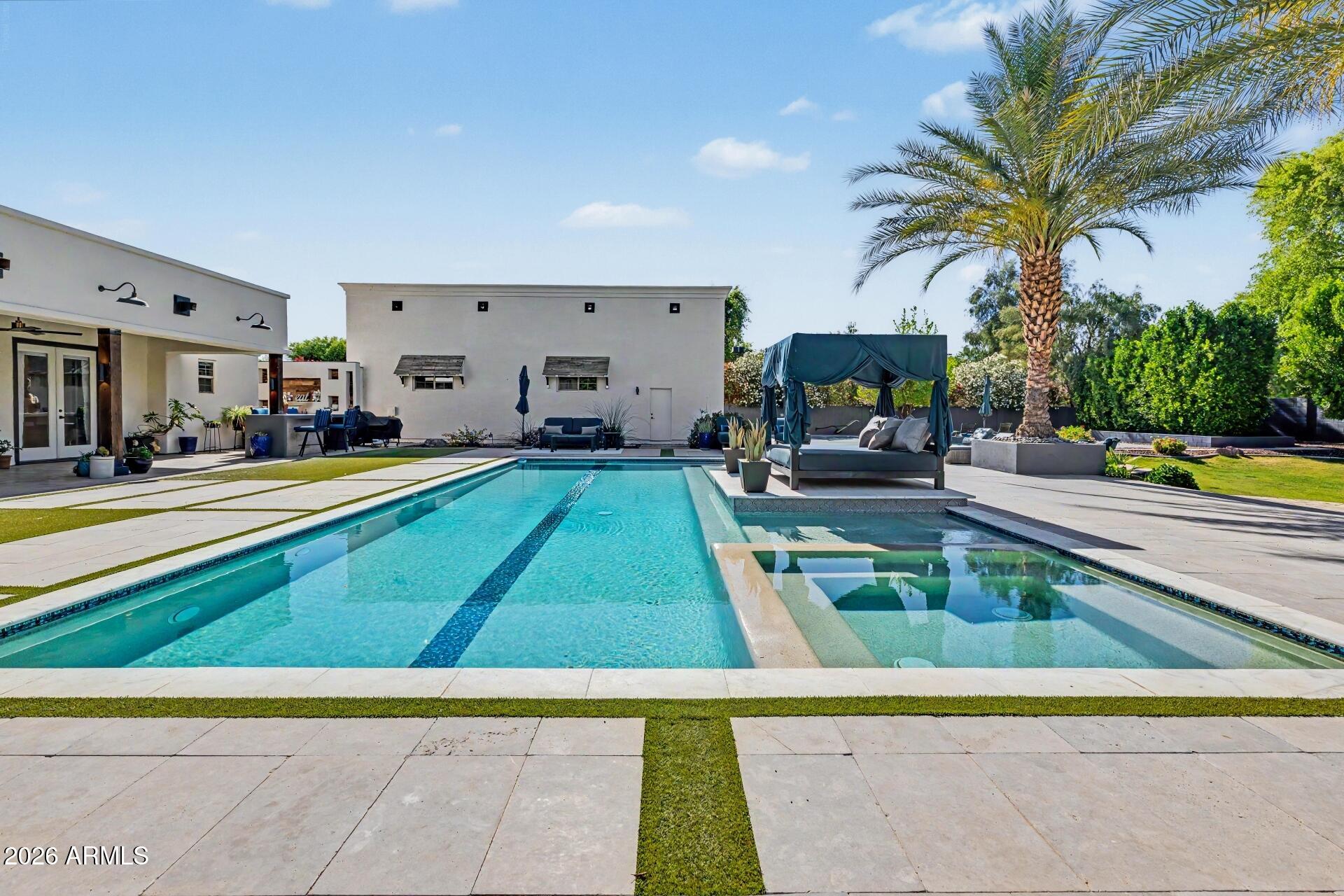 2776 E TAURUS Place