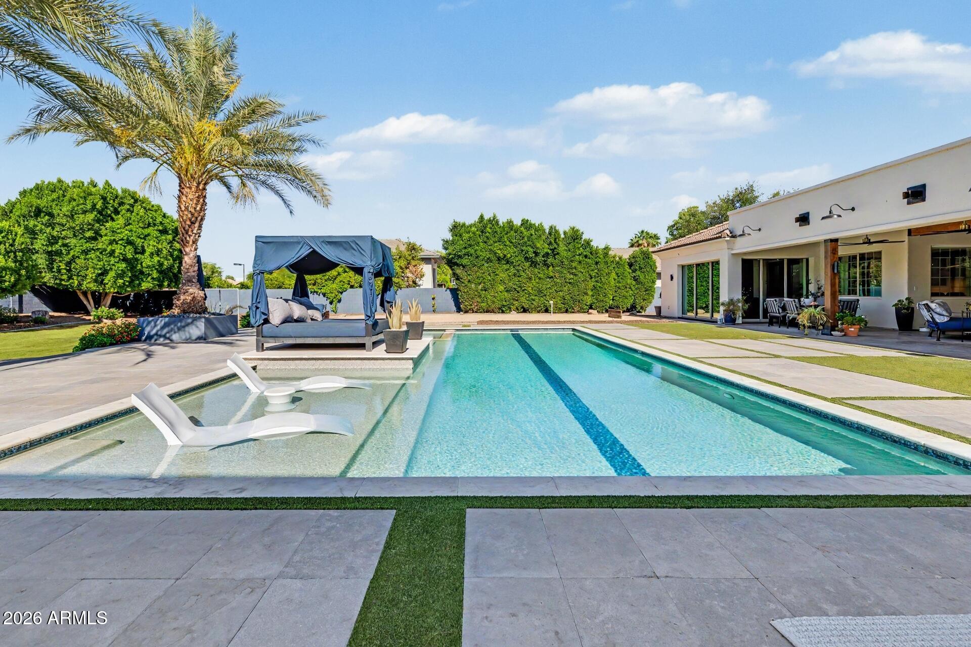 2776 E TAURUS Place