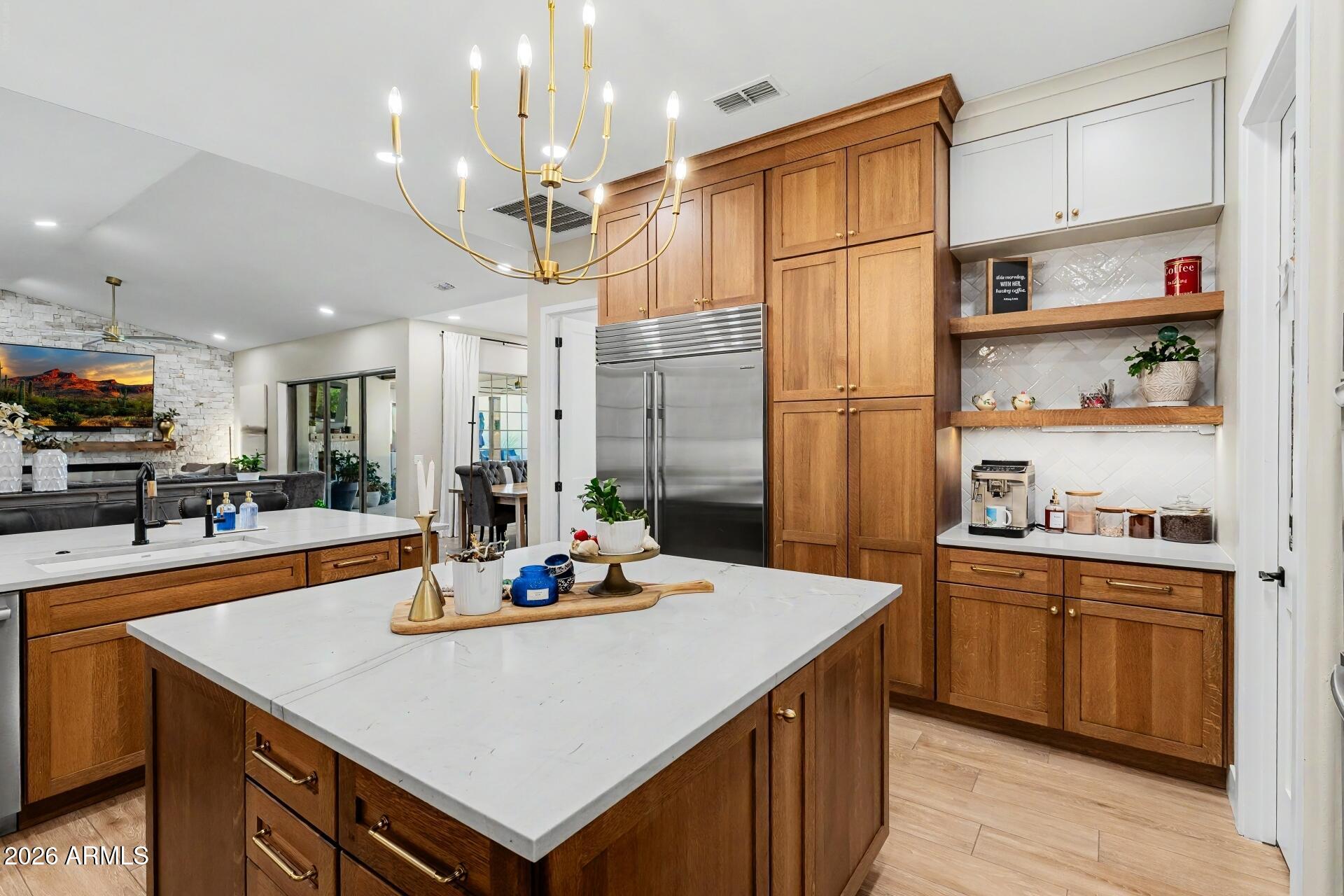 2776 E TAURUS Place