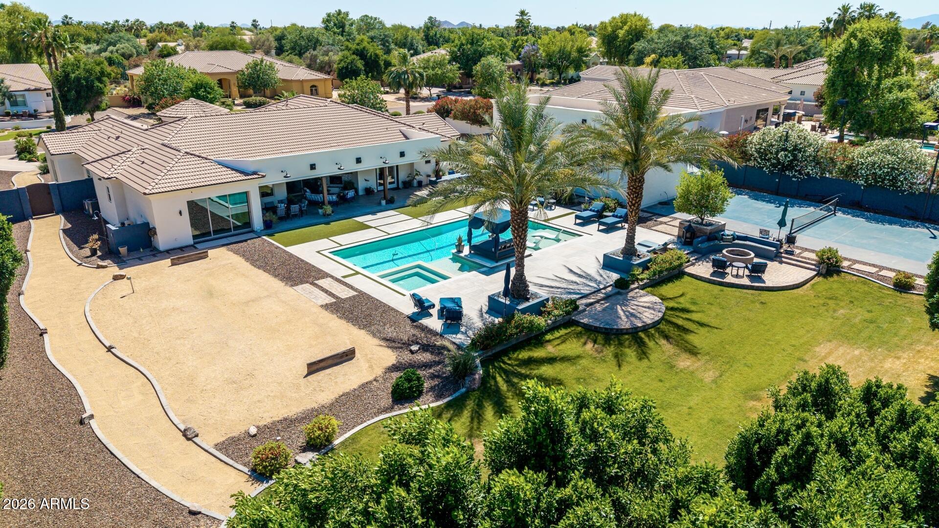 2776 E TAURUS Place