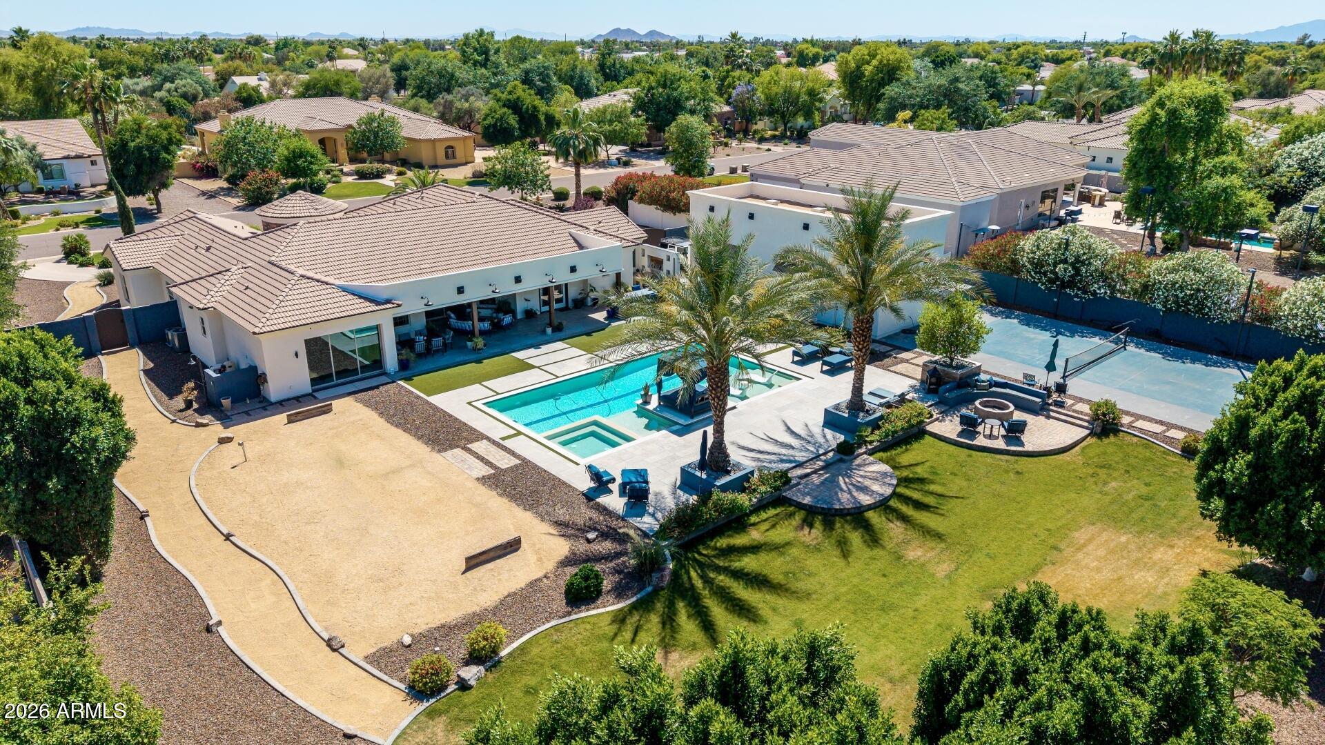 2776 E TAURUS Place