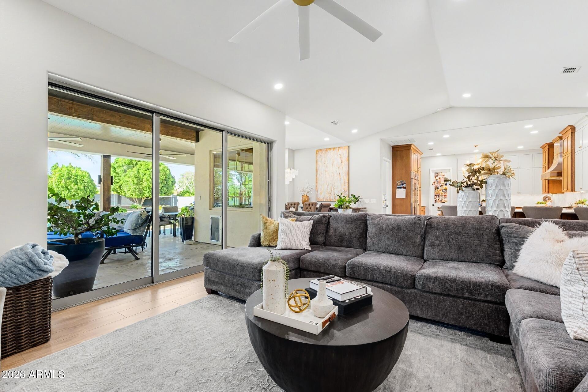2776 E TAURUS Place