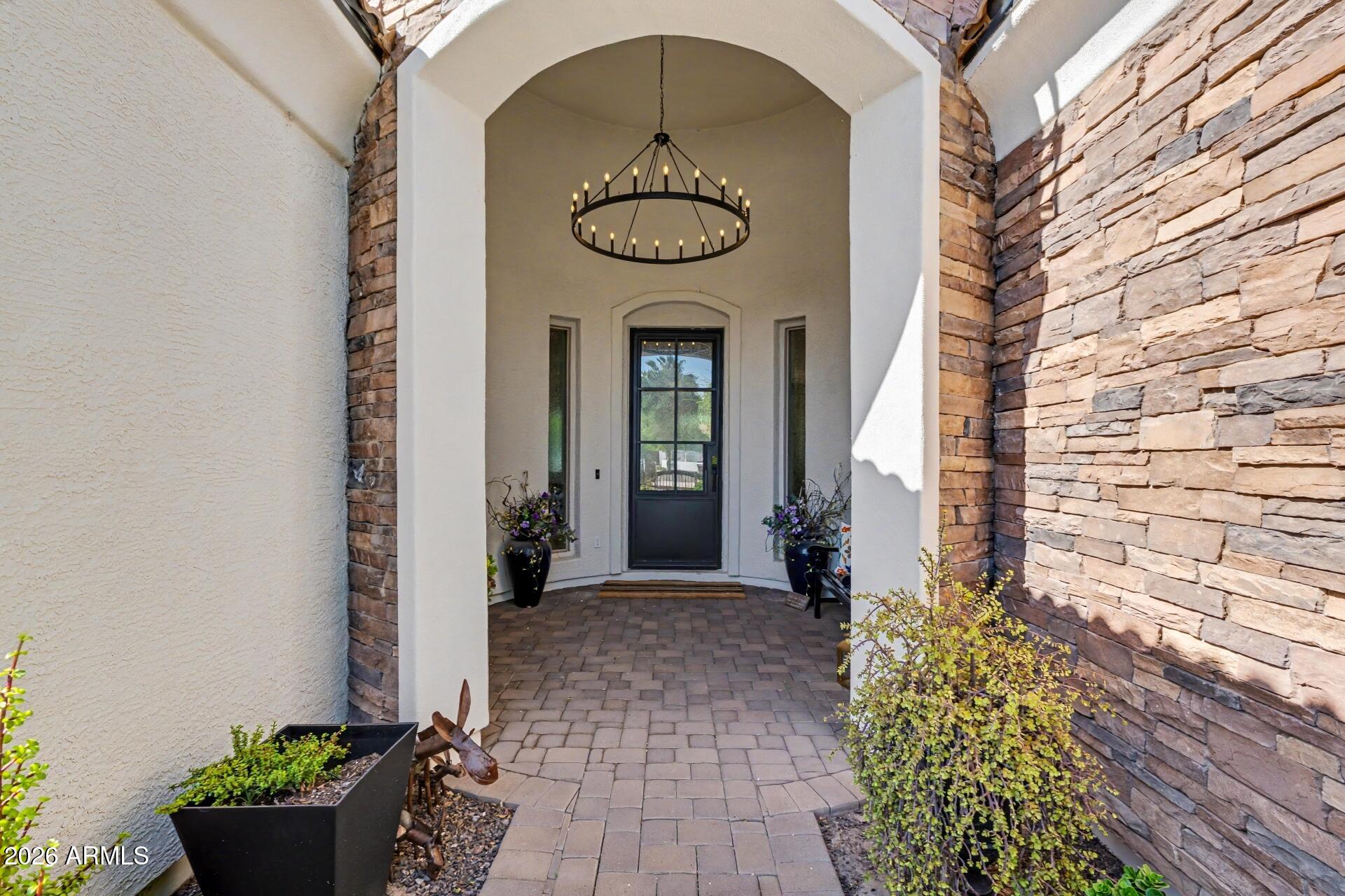 2776 E TAURUS Place