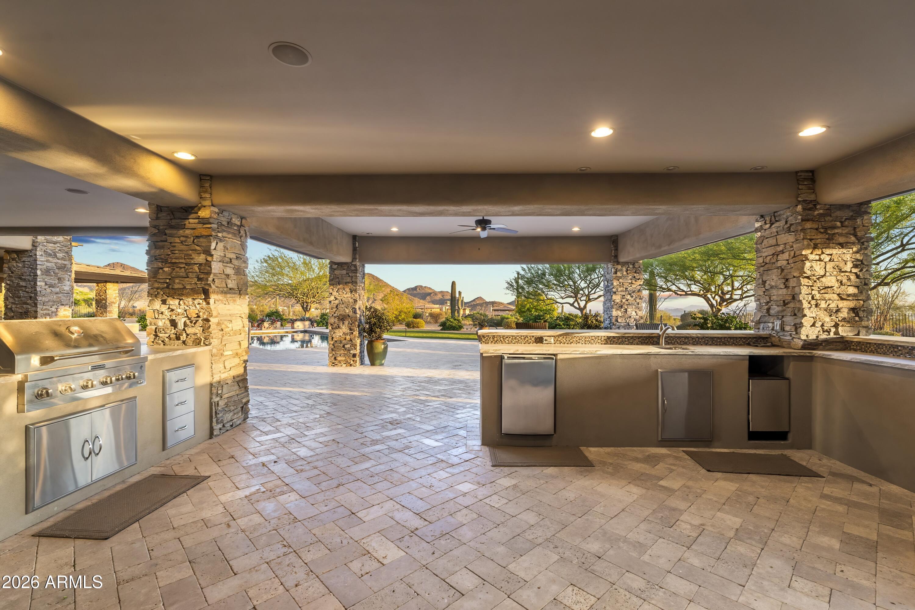 10205 E HAPPY VALLEY Road