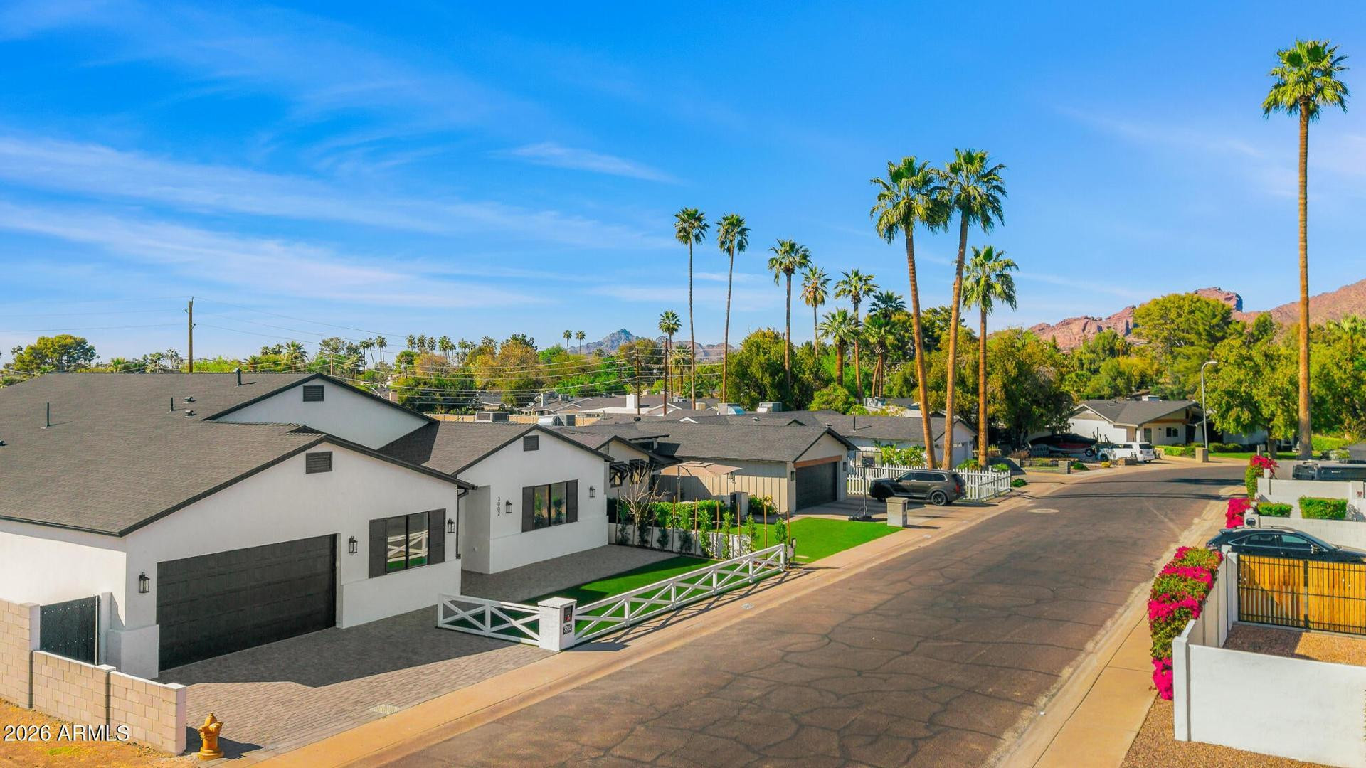 3002 N 53rd Place
