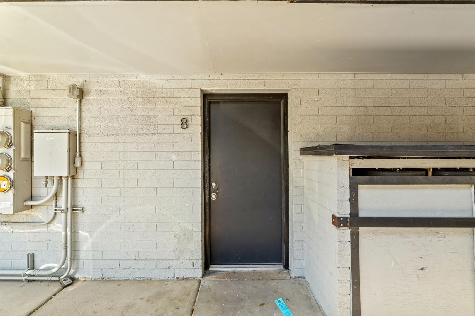 1707 N 18th B8