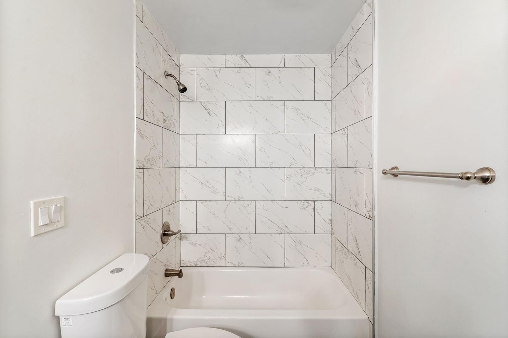 1707 N 18th B8