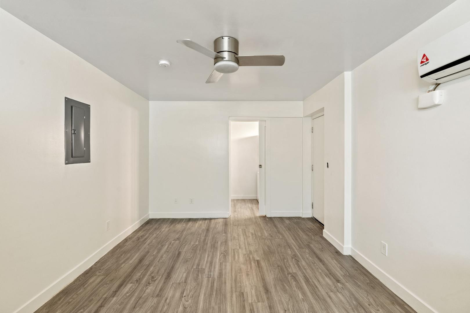1707 N 18th B8