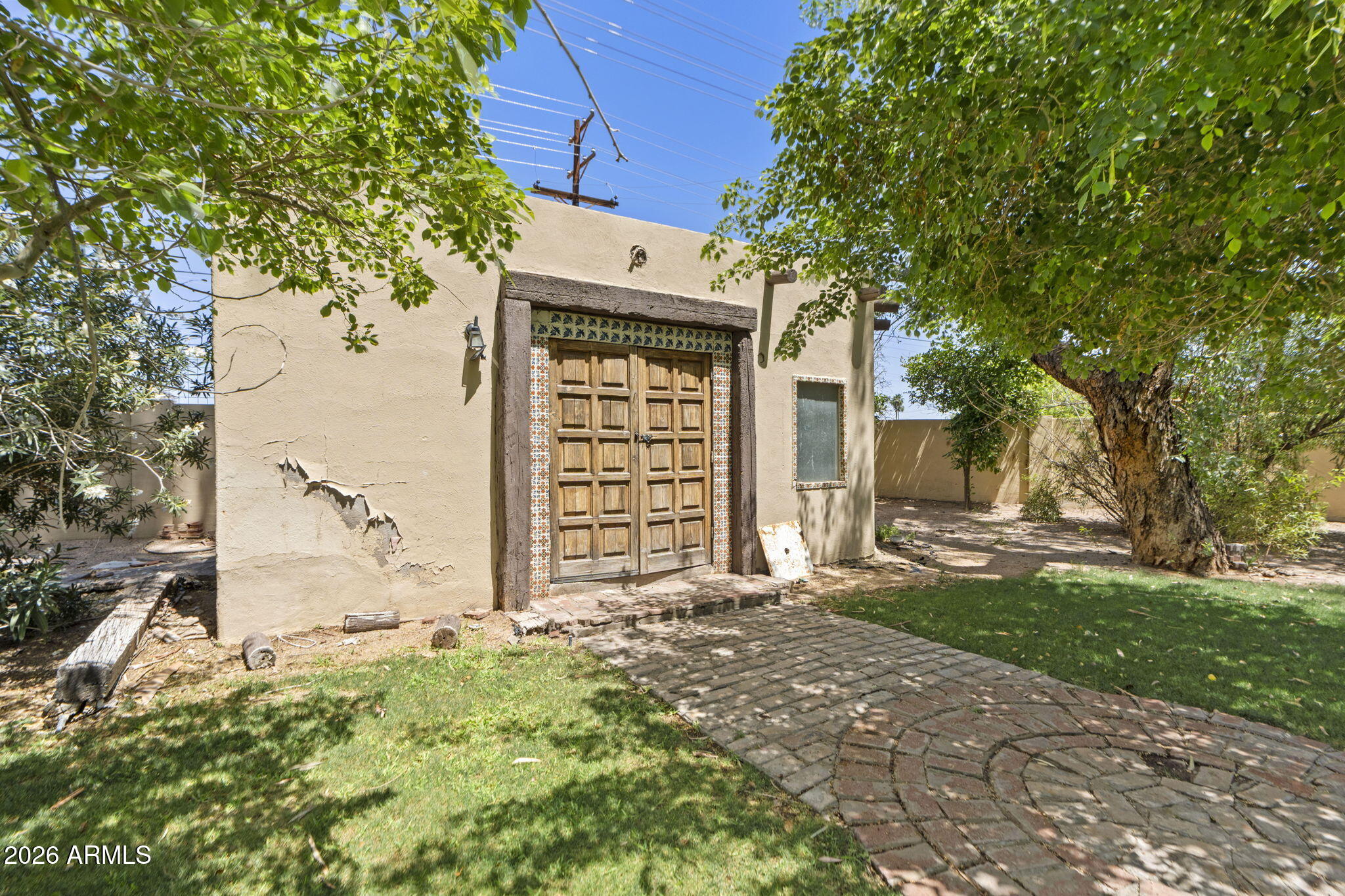 4040 E ELM Street