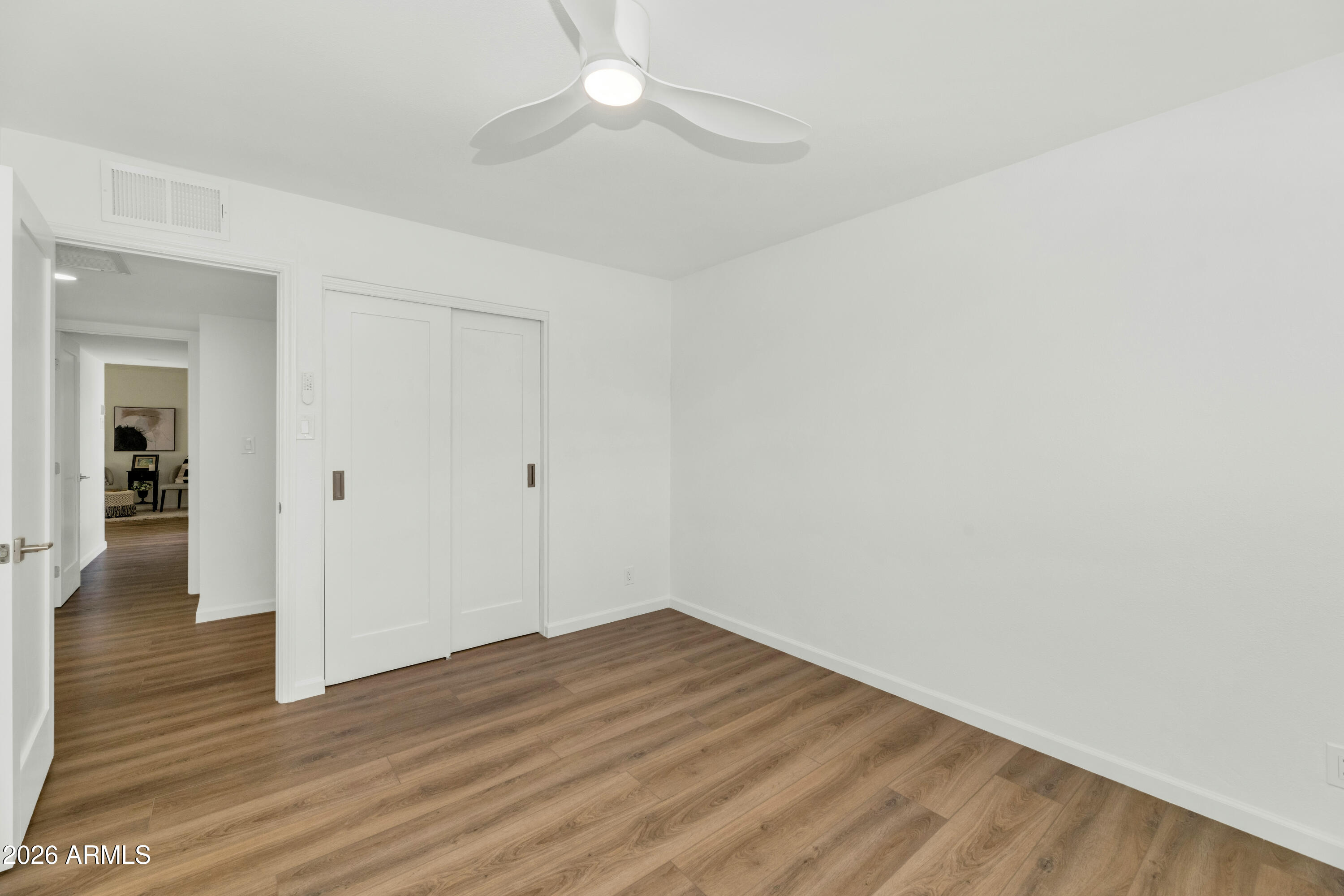107 E MCKINLEY Street