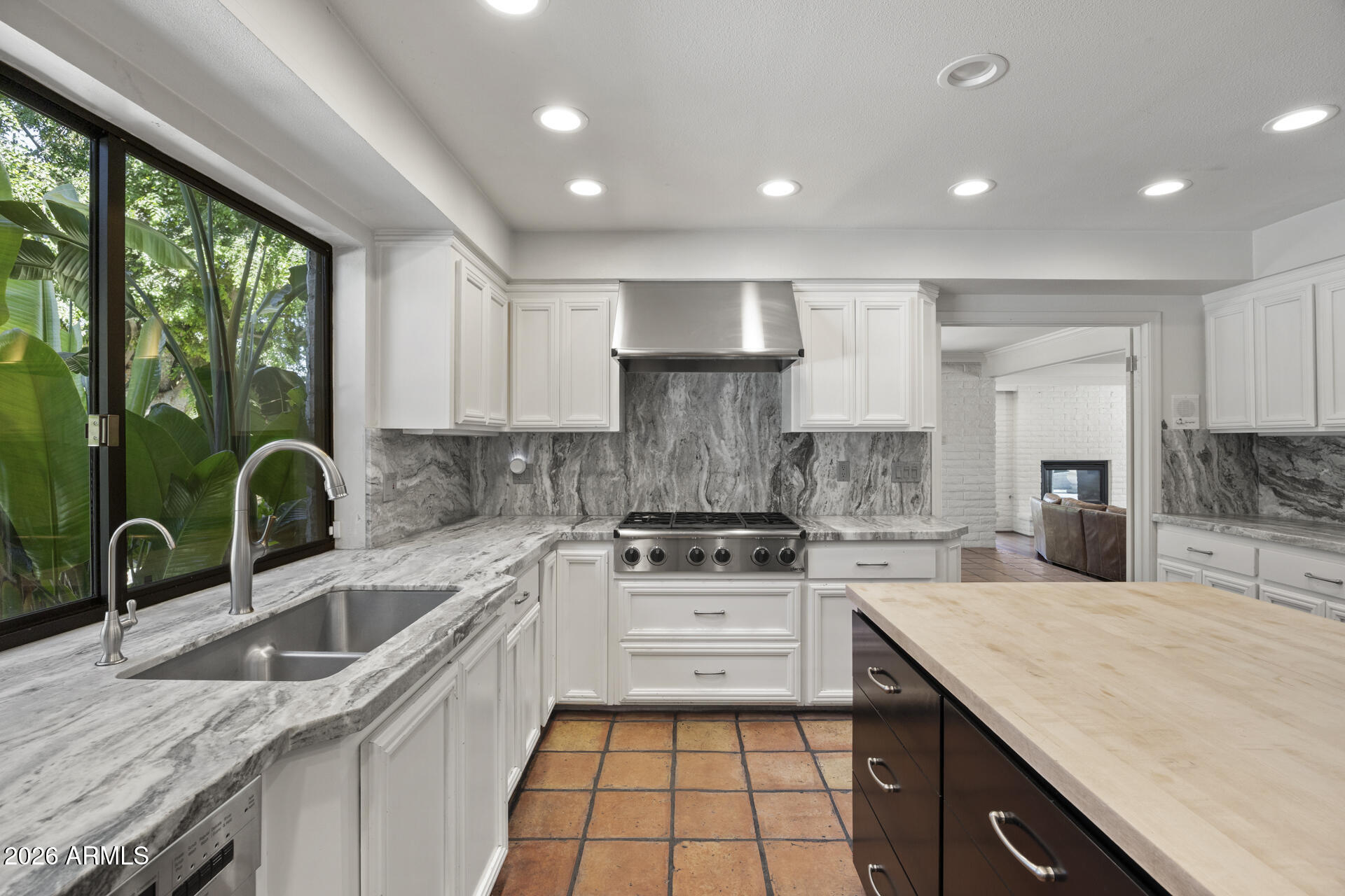 6339 N 48TH Place