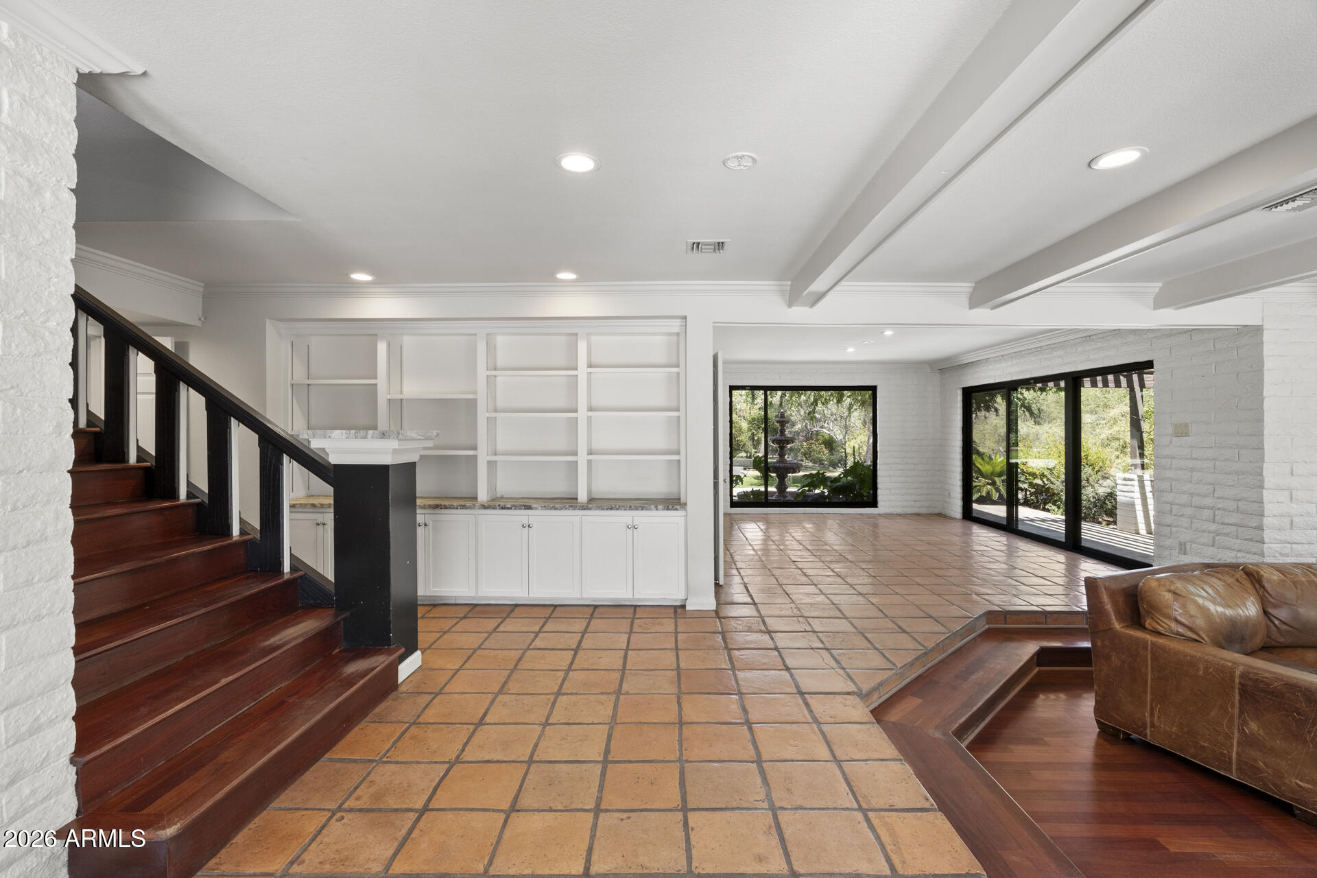 6339 N 48TH Place