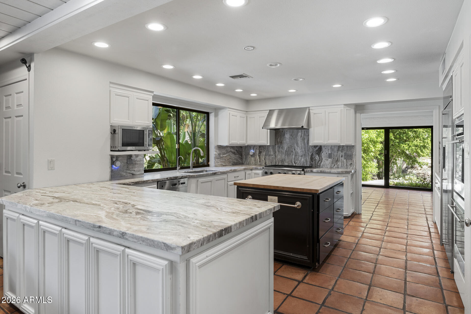 6339 N 48TH Place