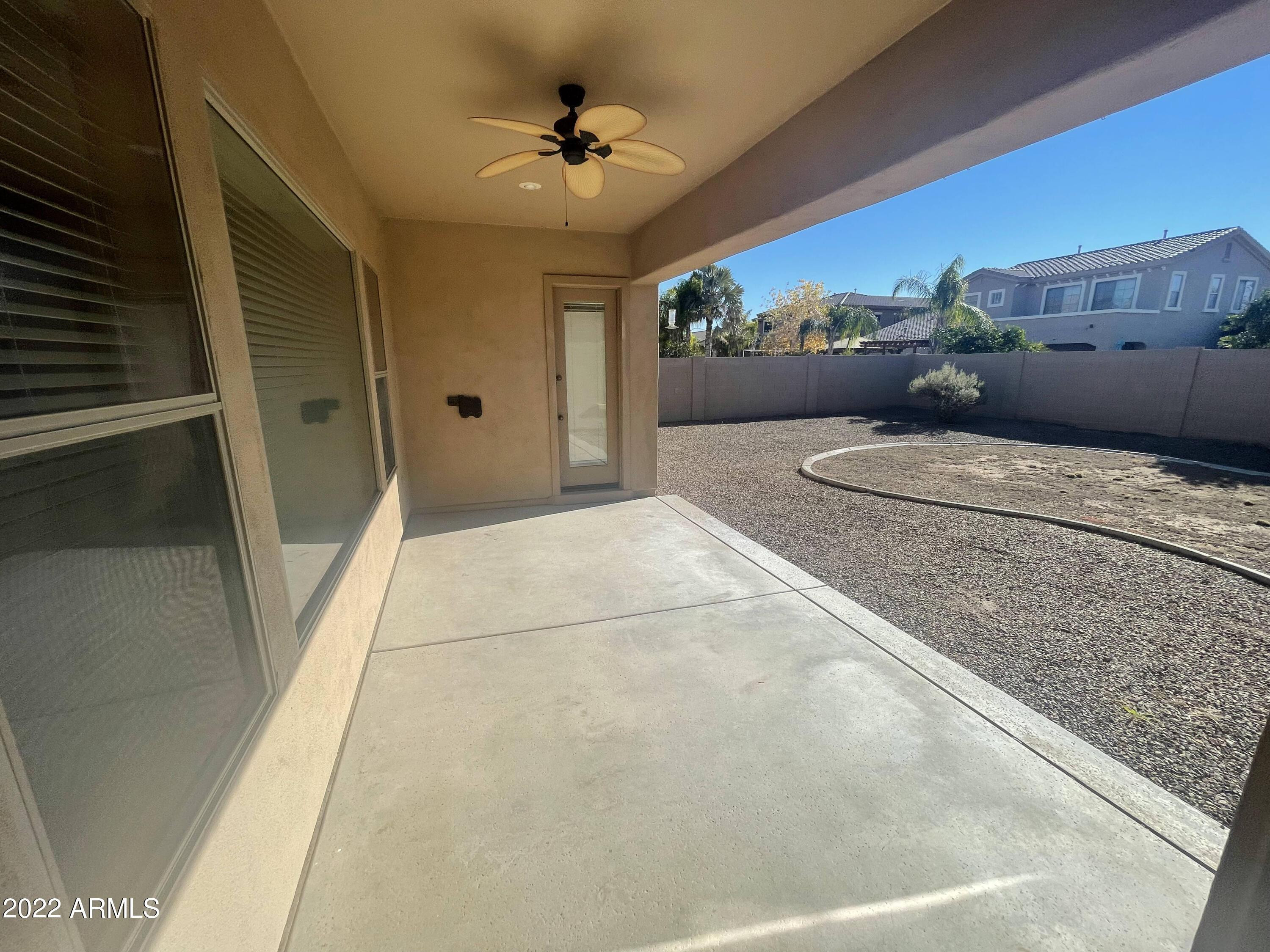 4263 E Maplewood Court