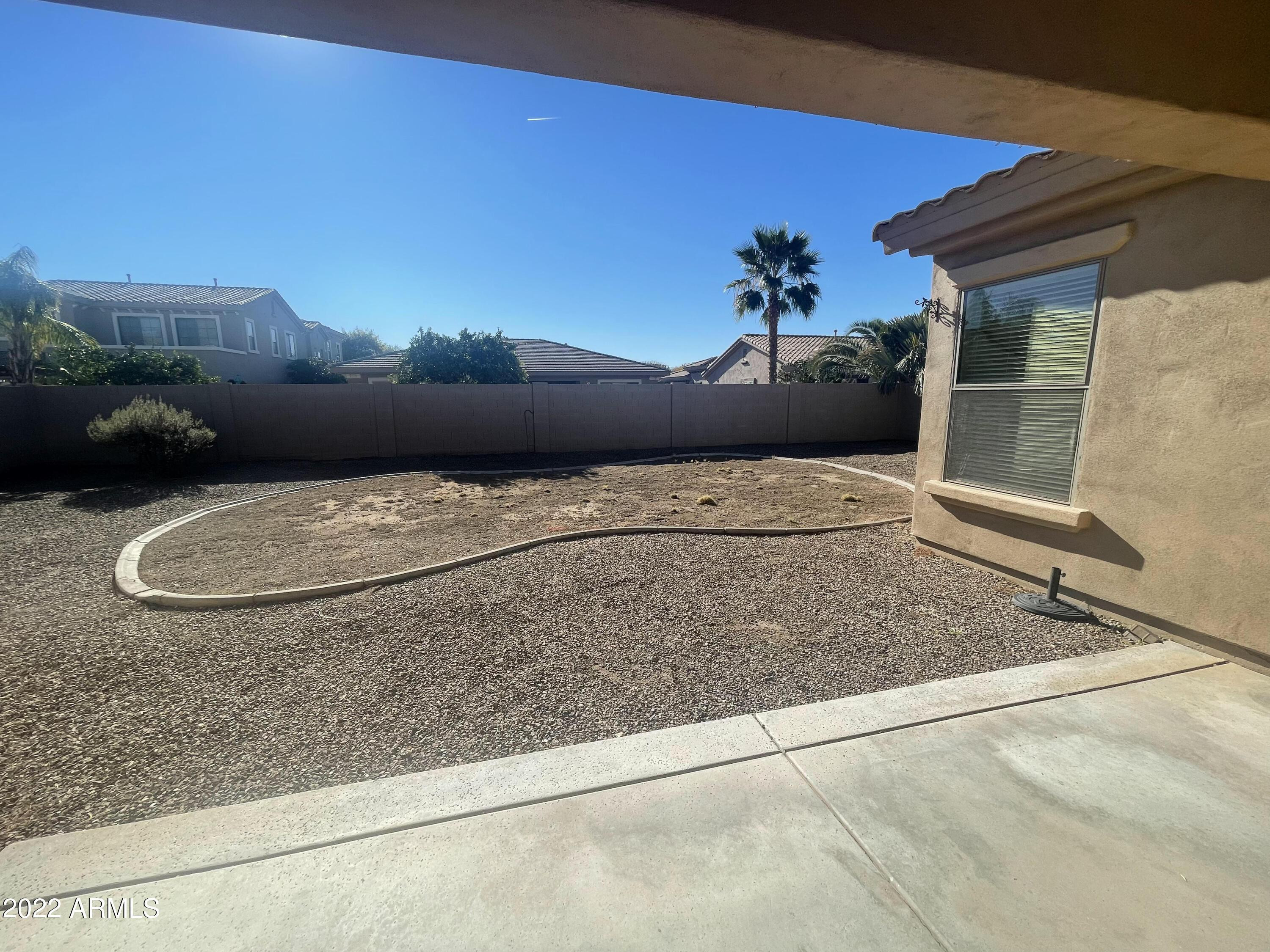 4263 E Maplewood Court