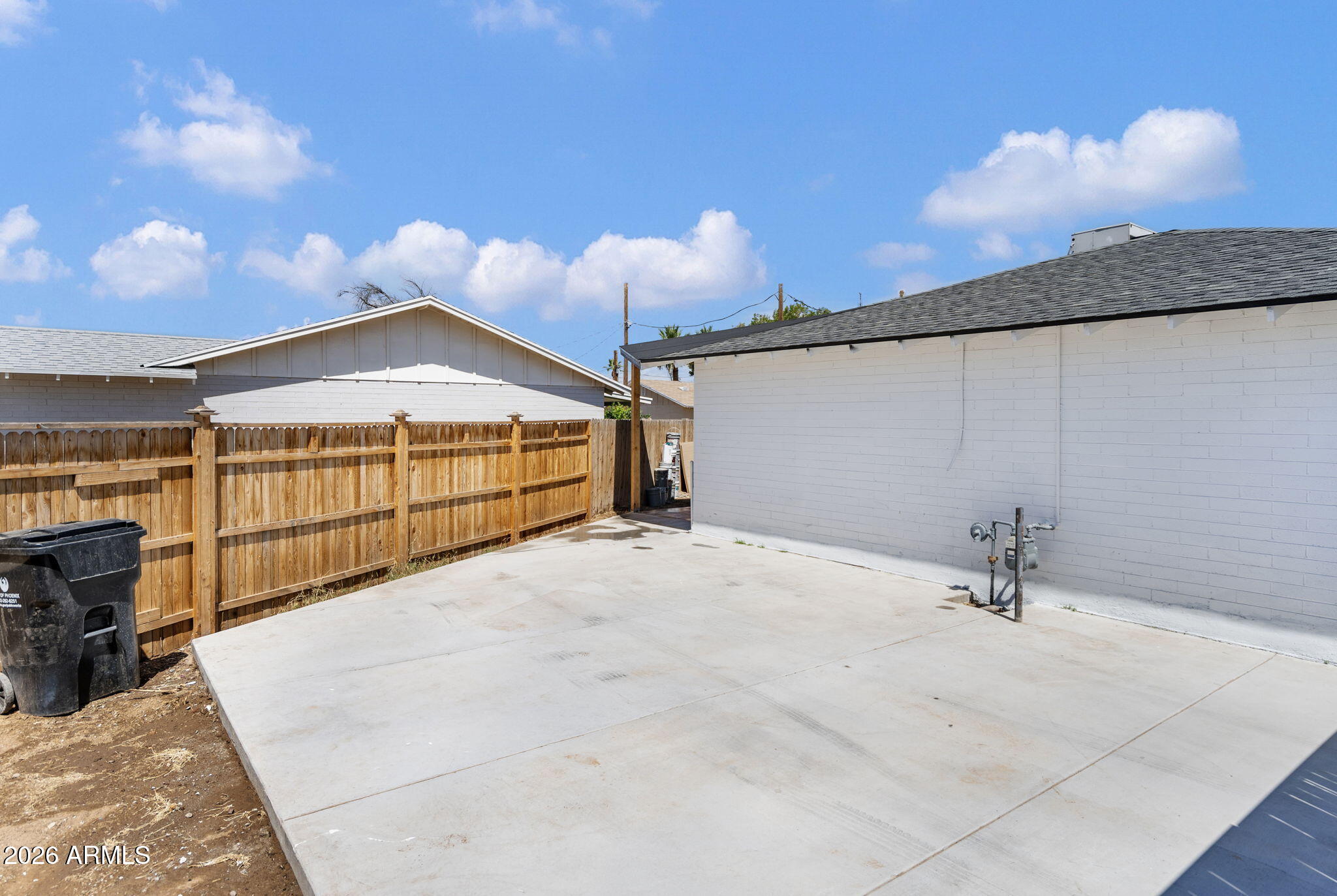 9044 N 16TH Drive