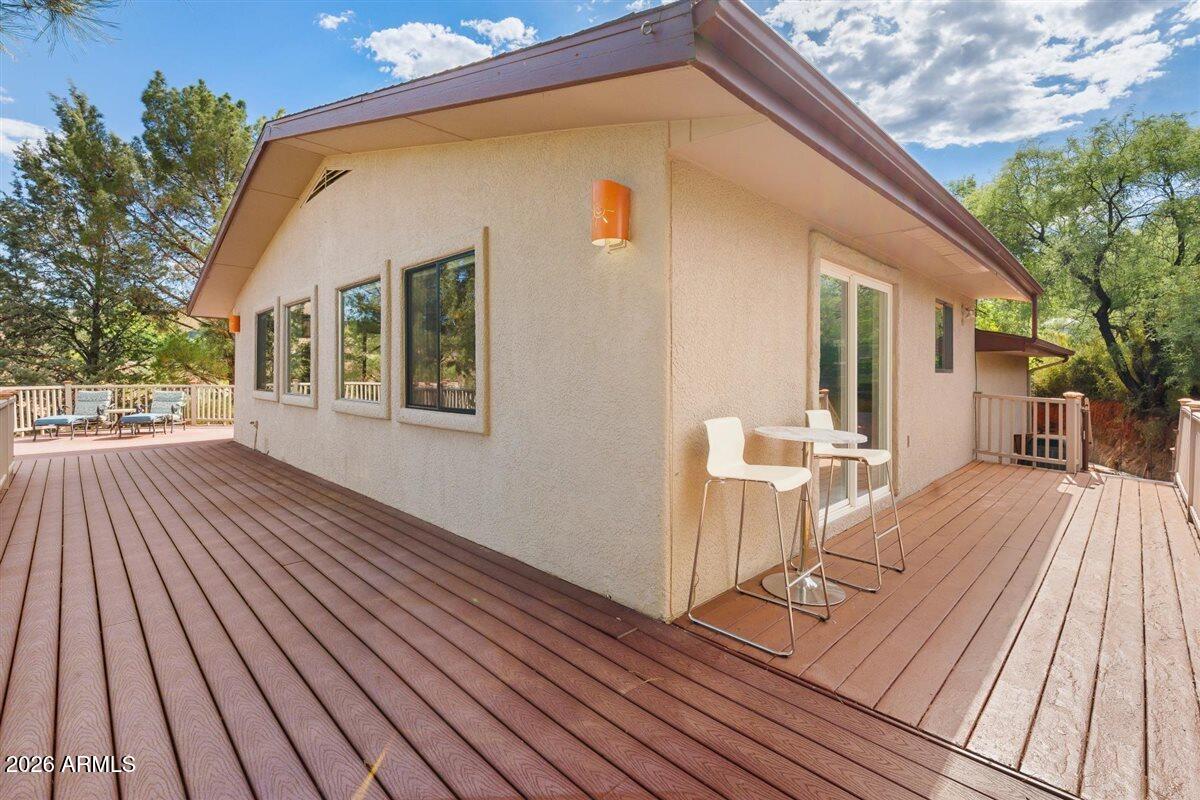 1646 S CACTUS WREN Road