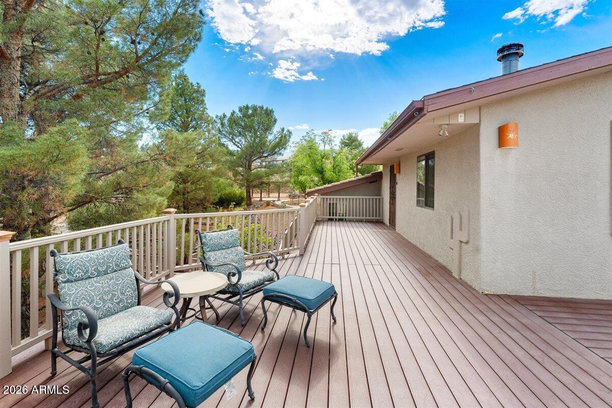 1646 S CACTUS WREN Road