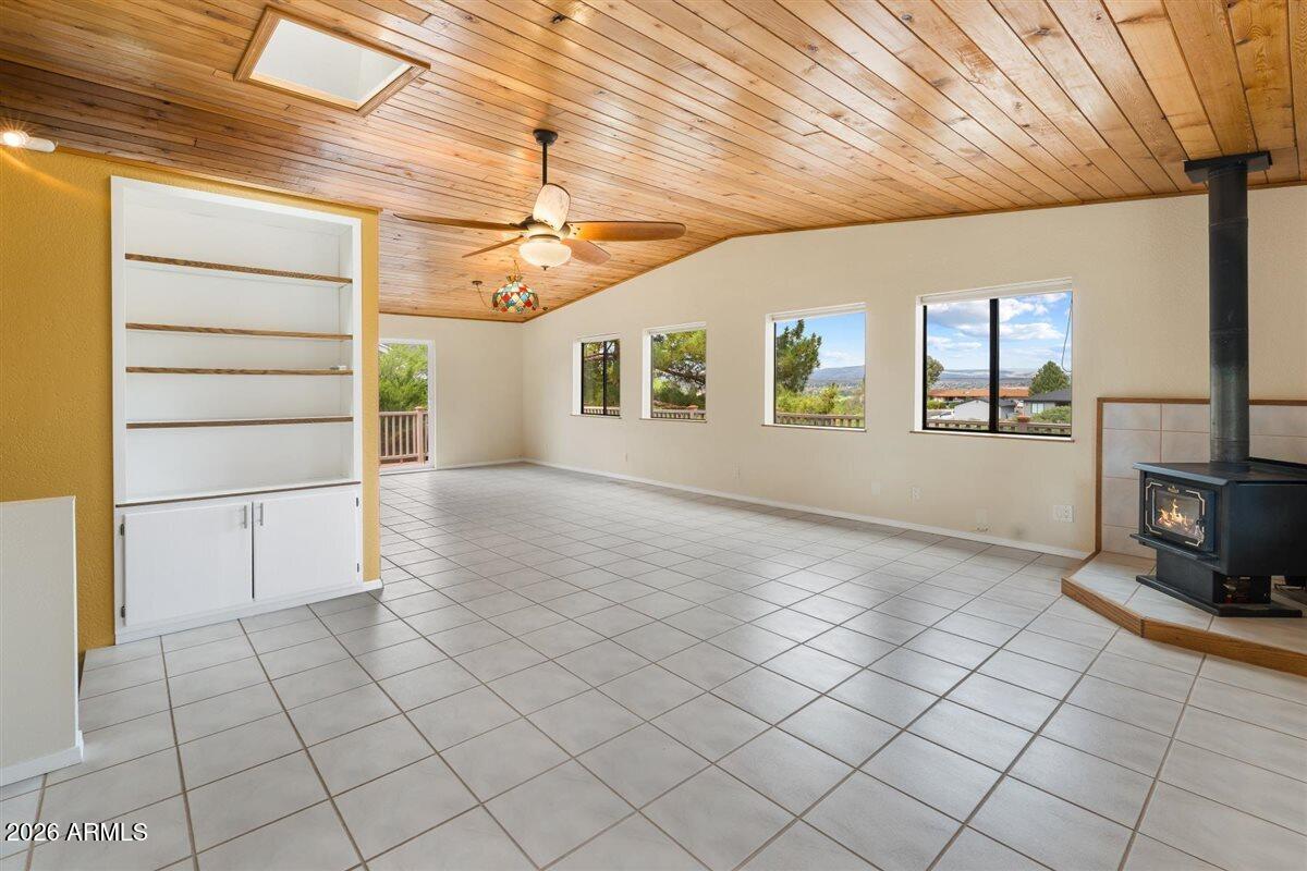 1646 S CACTUS WREN Road