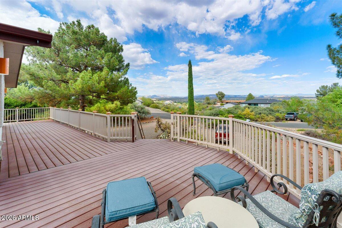 1646 S CACTUS WREN Road