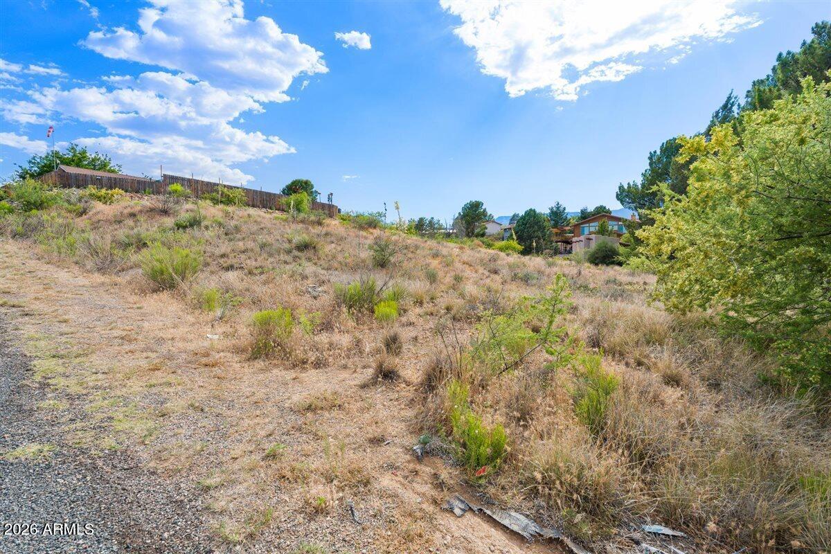 1668 S CACTUS WREN Road 2498