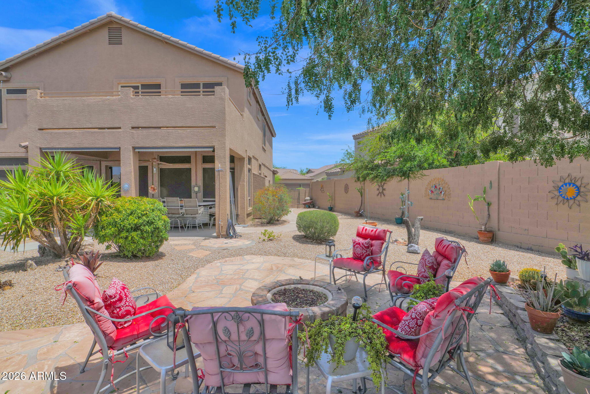 7807 E RED HAWK Circle