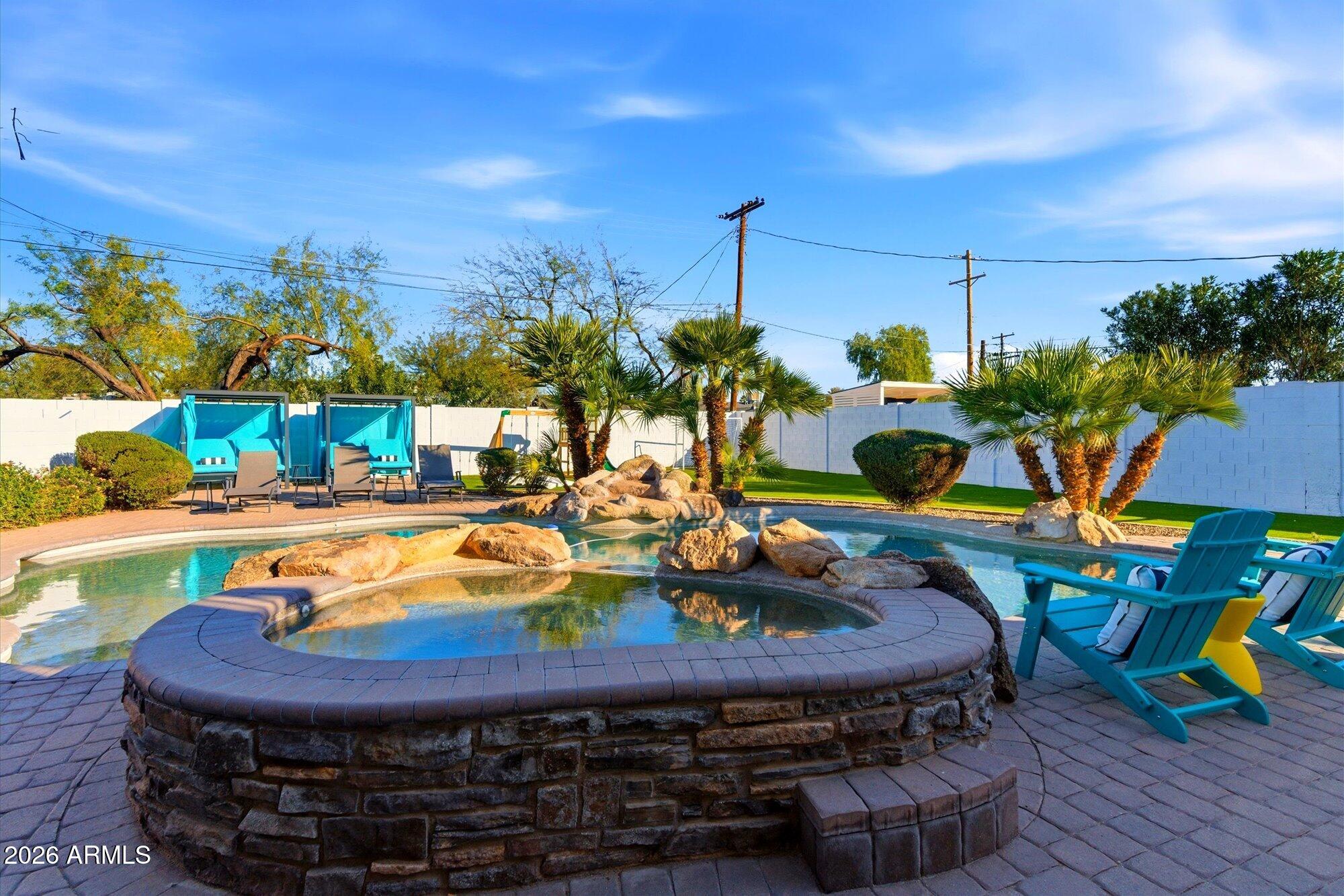 8140 E PINE Drive