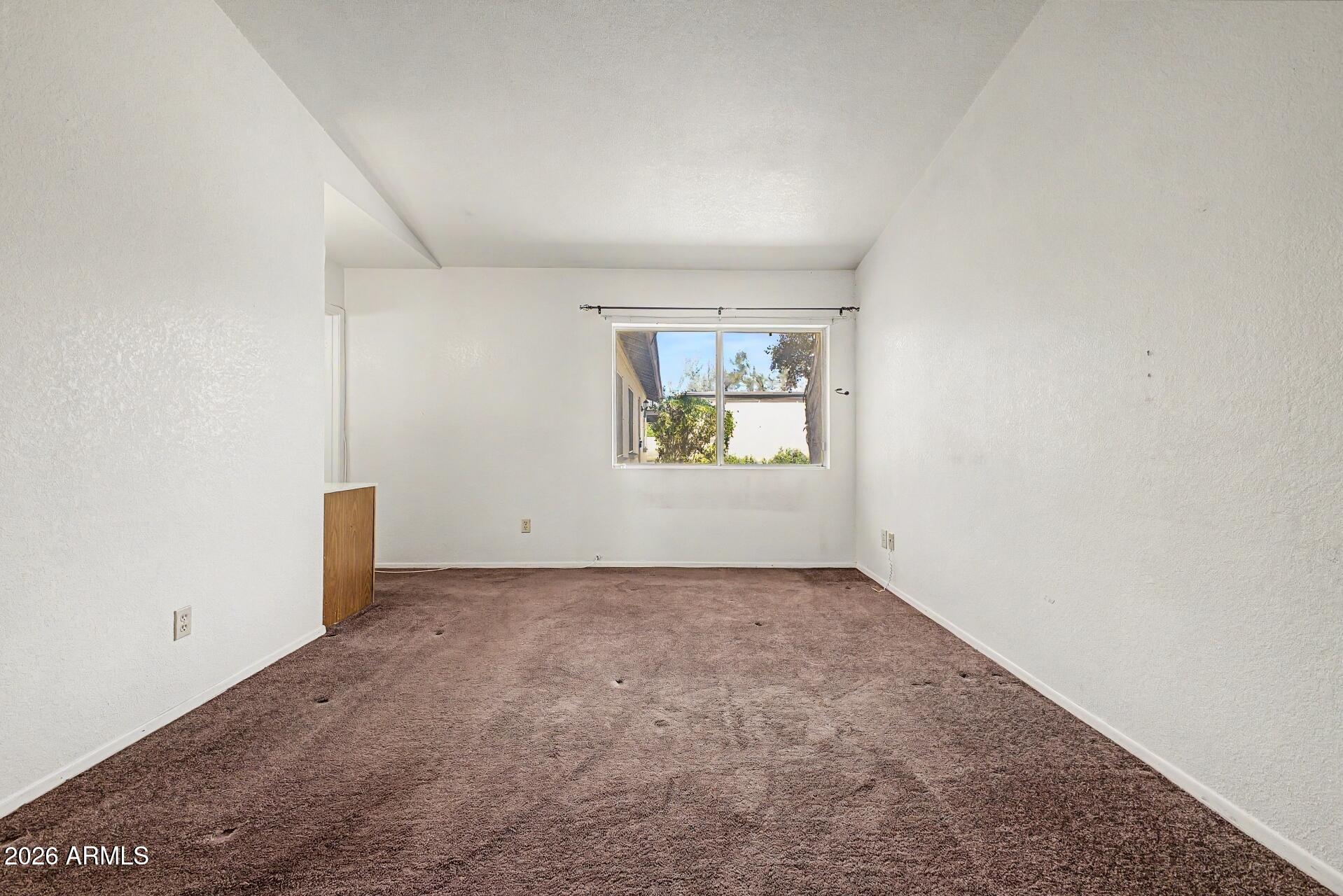 1022 W MALIBU Drive
