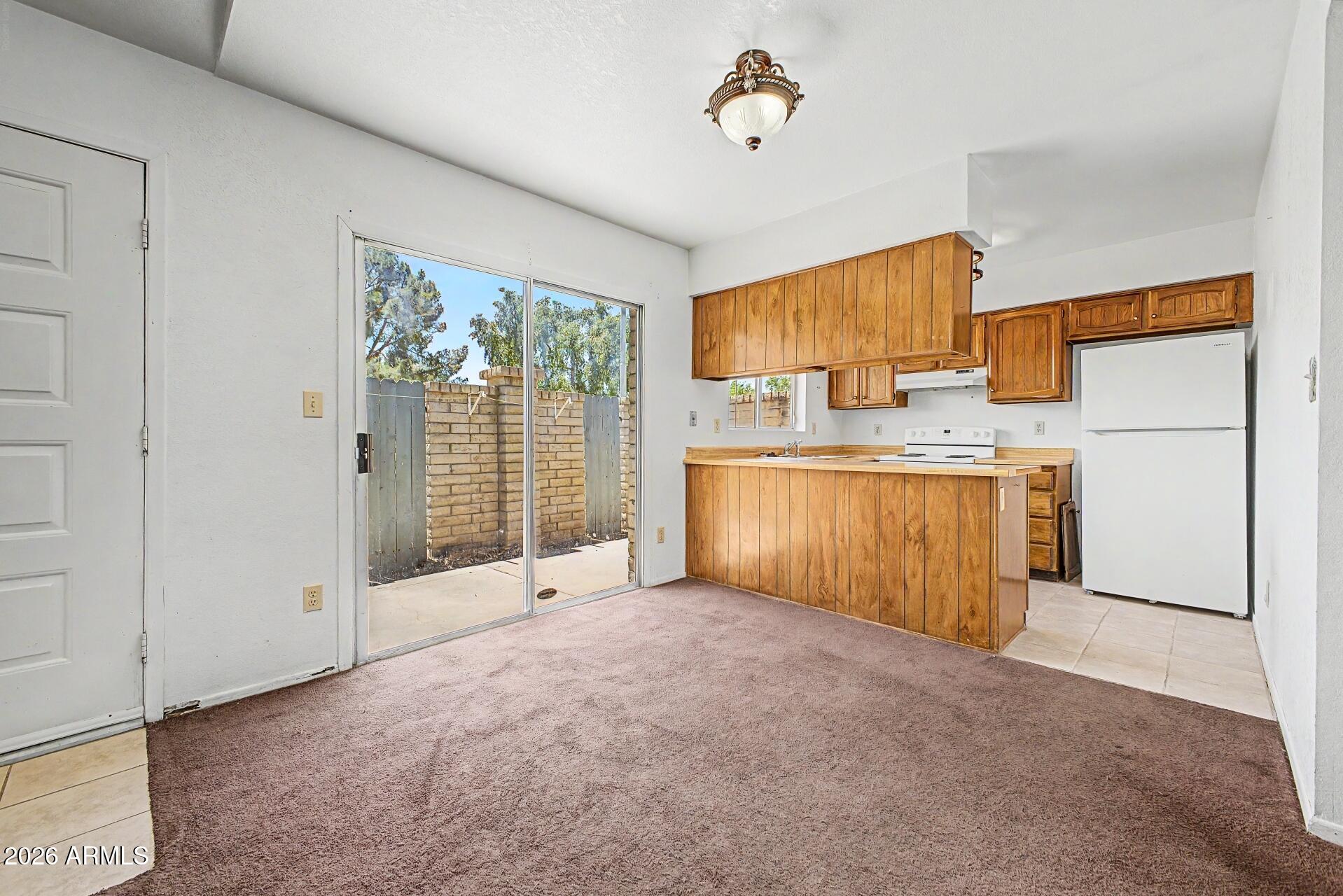 1022 W MALIBU Drive