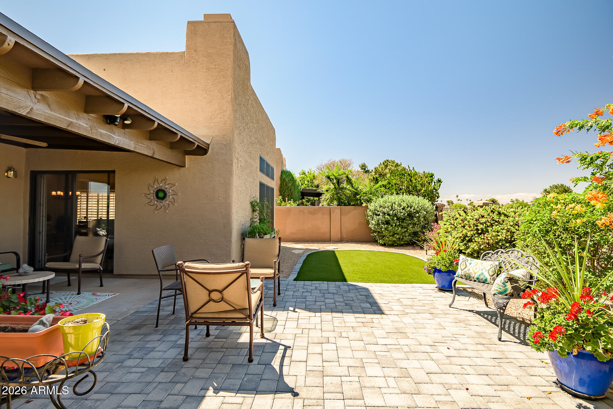4116 E Paradise Drive