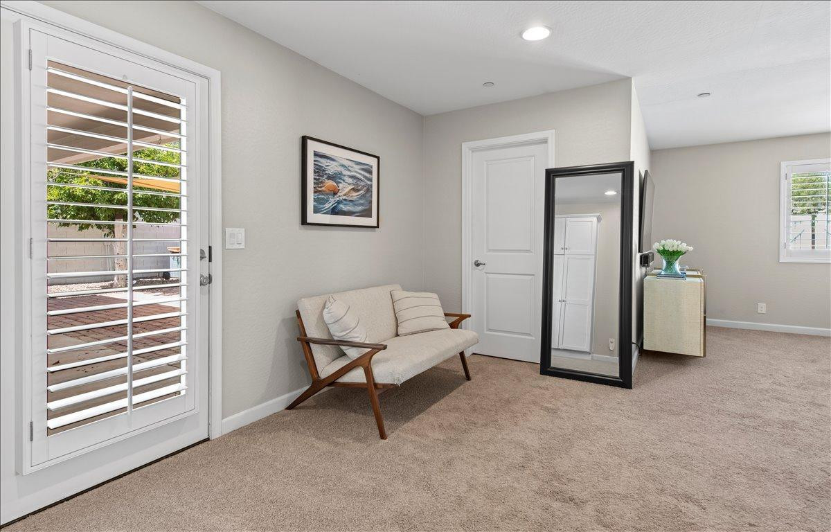 6520 E Osborn