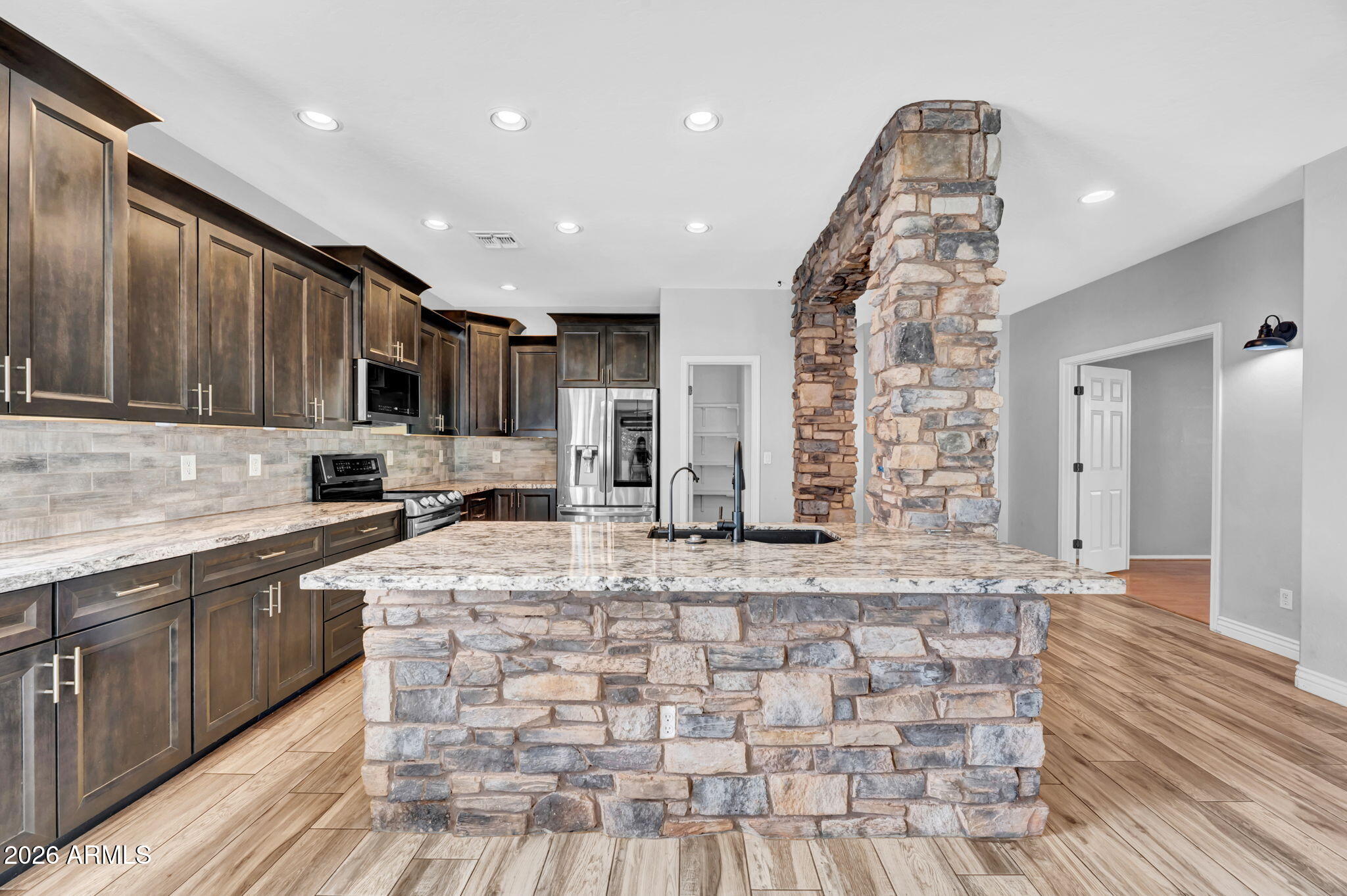 3635 W Amerigo Court