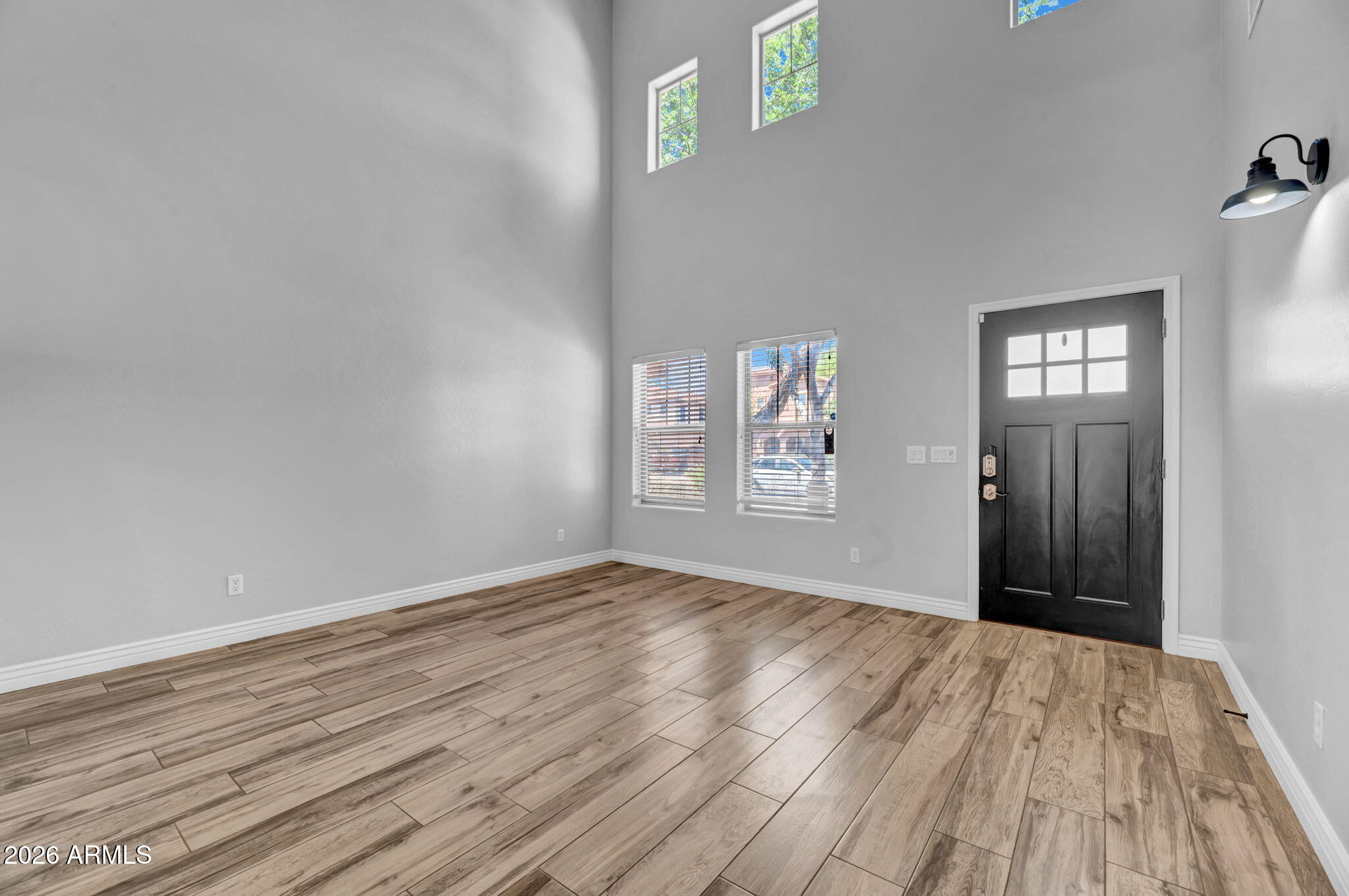 3635 W Amerigo Court