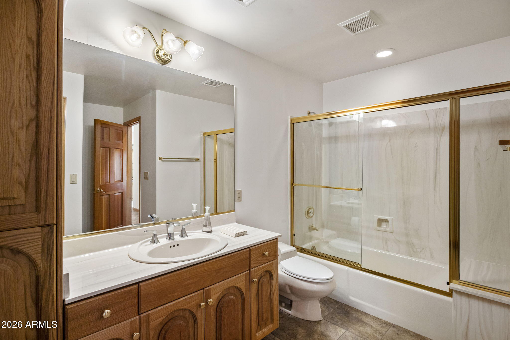 8700 N 58TH Place