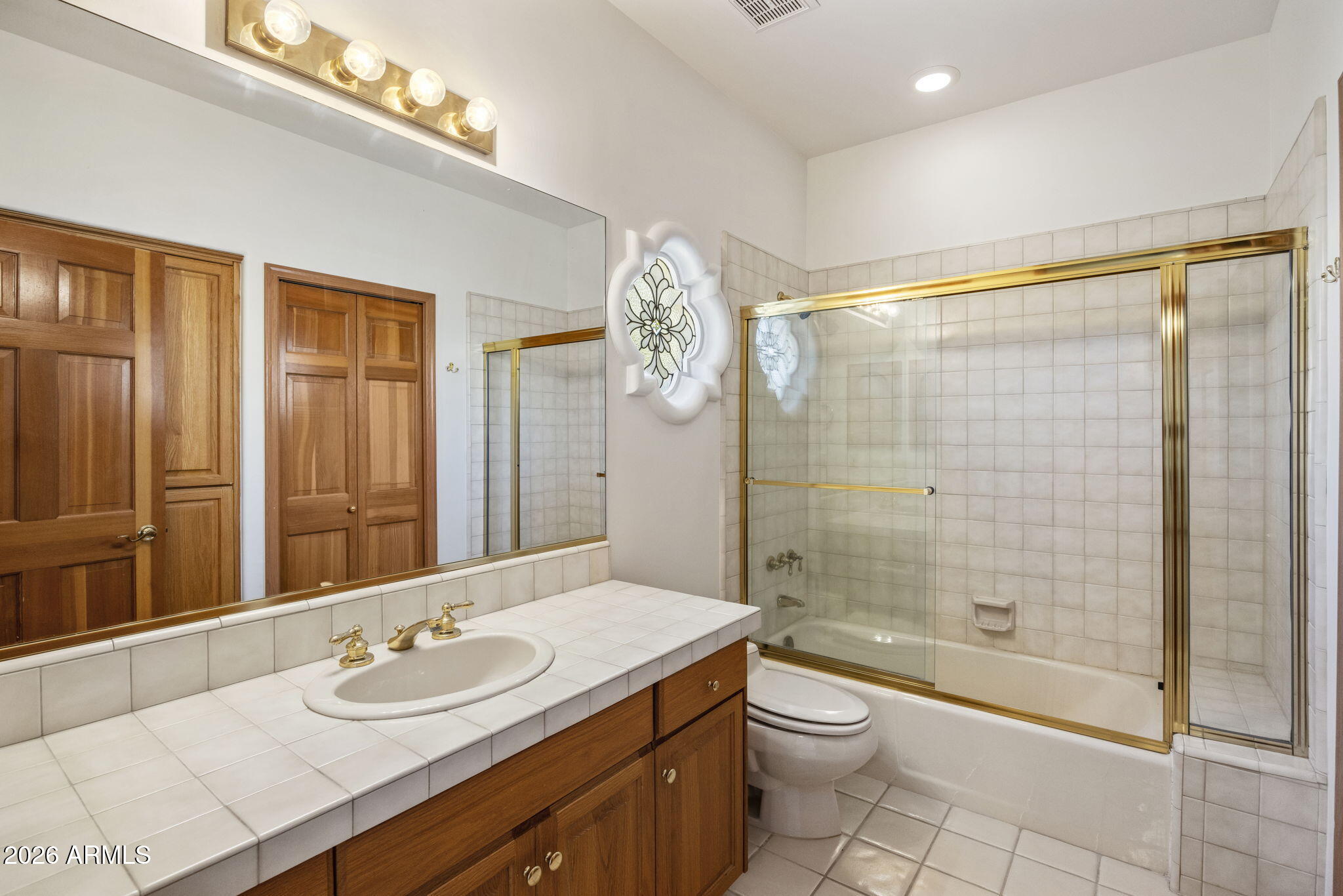 8700 N 58TH Place