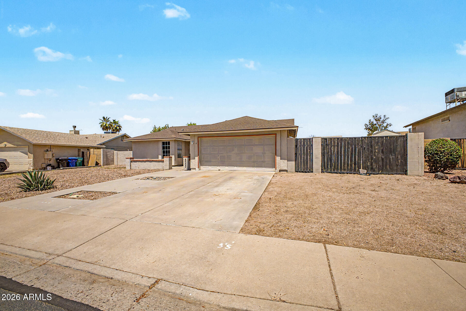 6032 E IVY Street