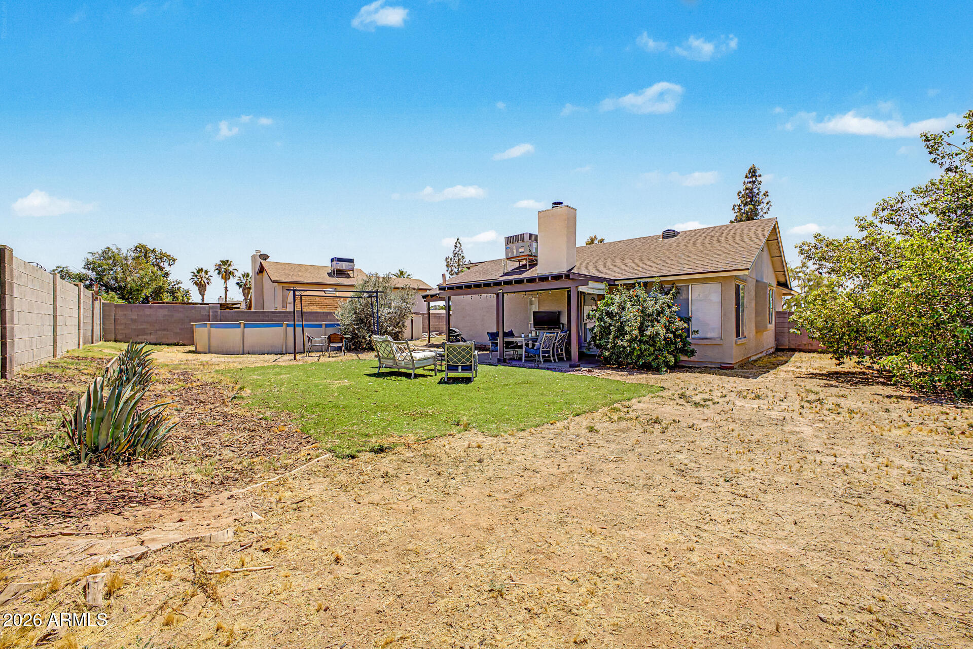 6032 E IVY Street
