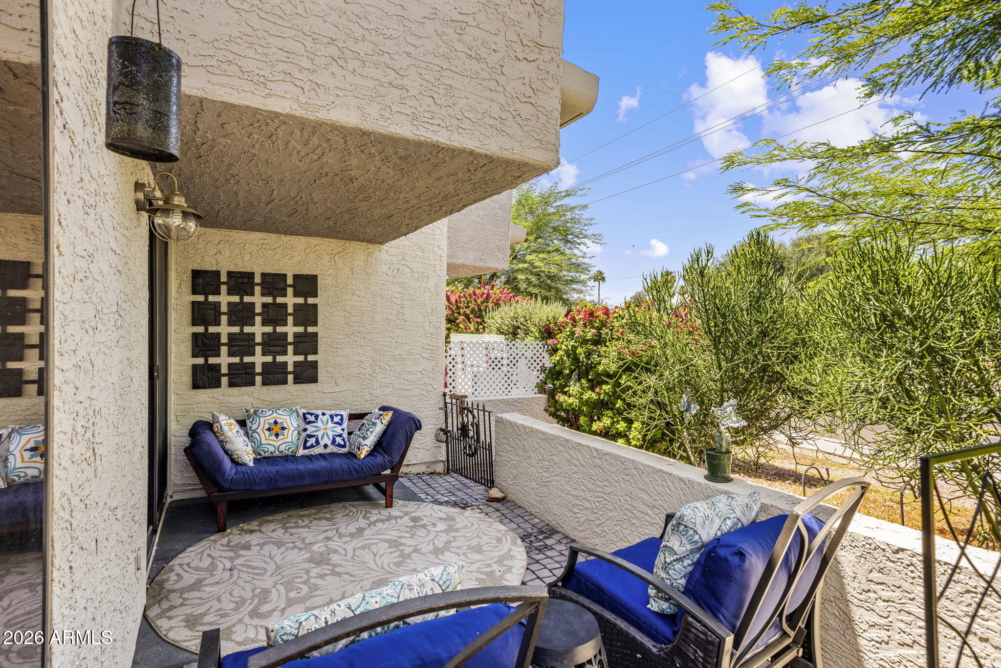 985 N GRANITE REEF Road 154