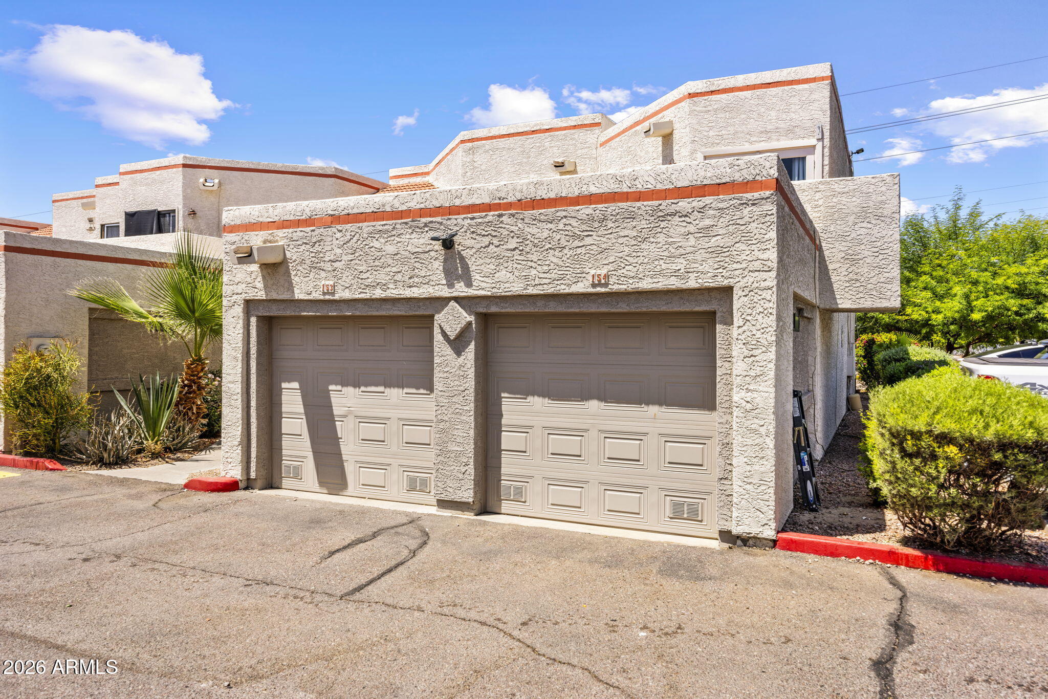 985 N GRANITE REEF Road 154