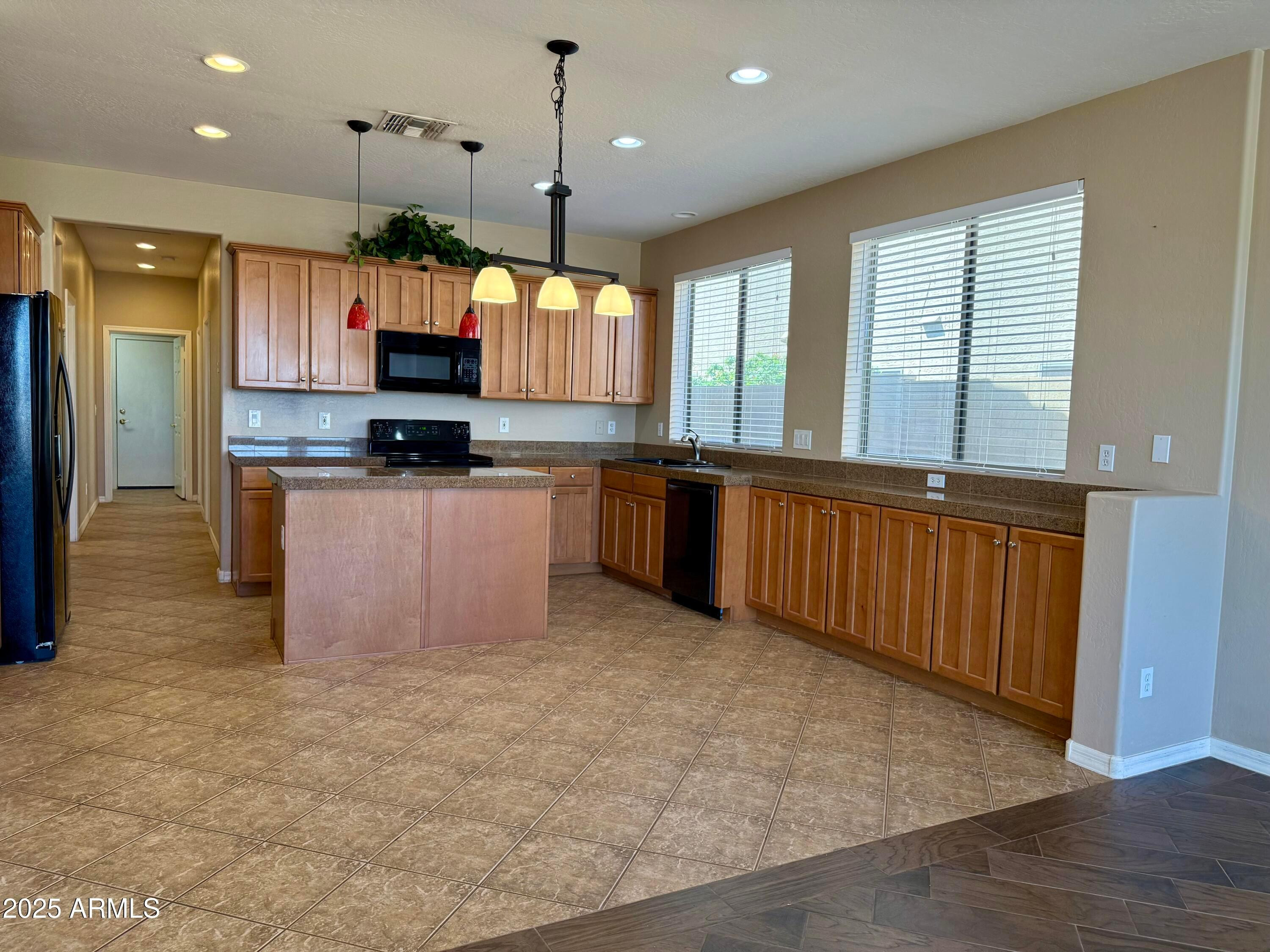 3518 W Plymouth Drive